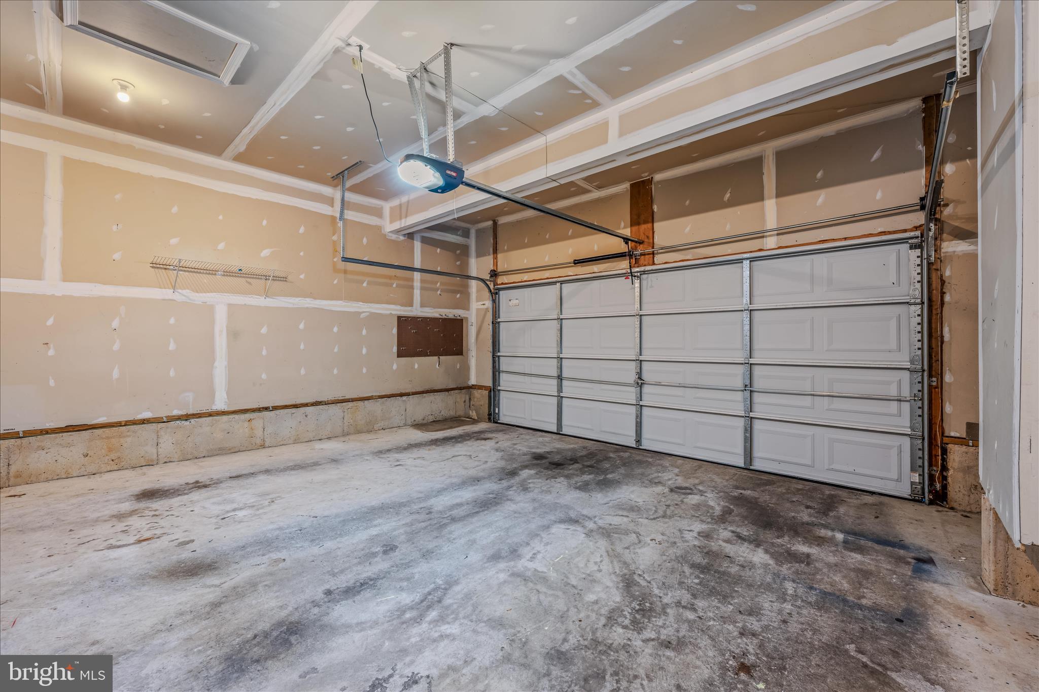 LAUREL RIDGE - Residential