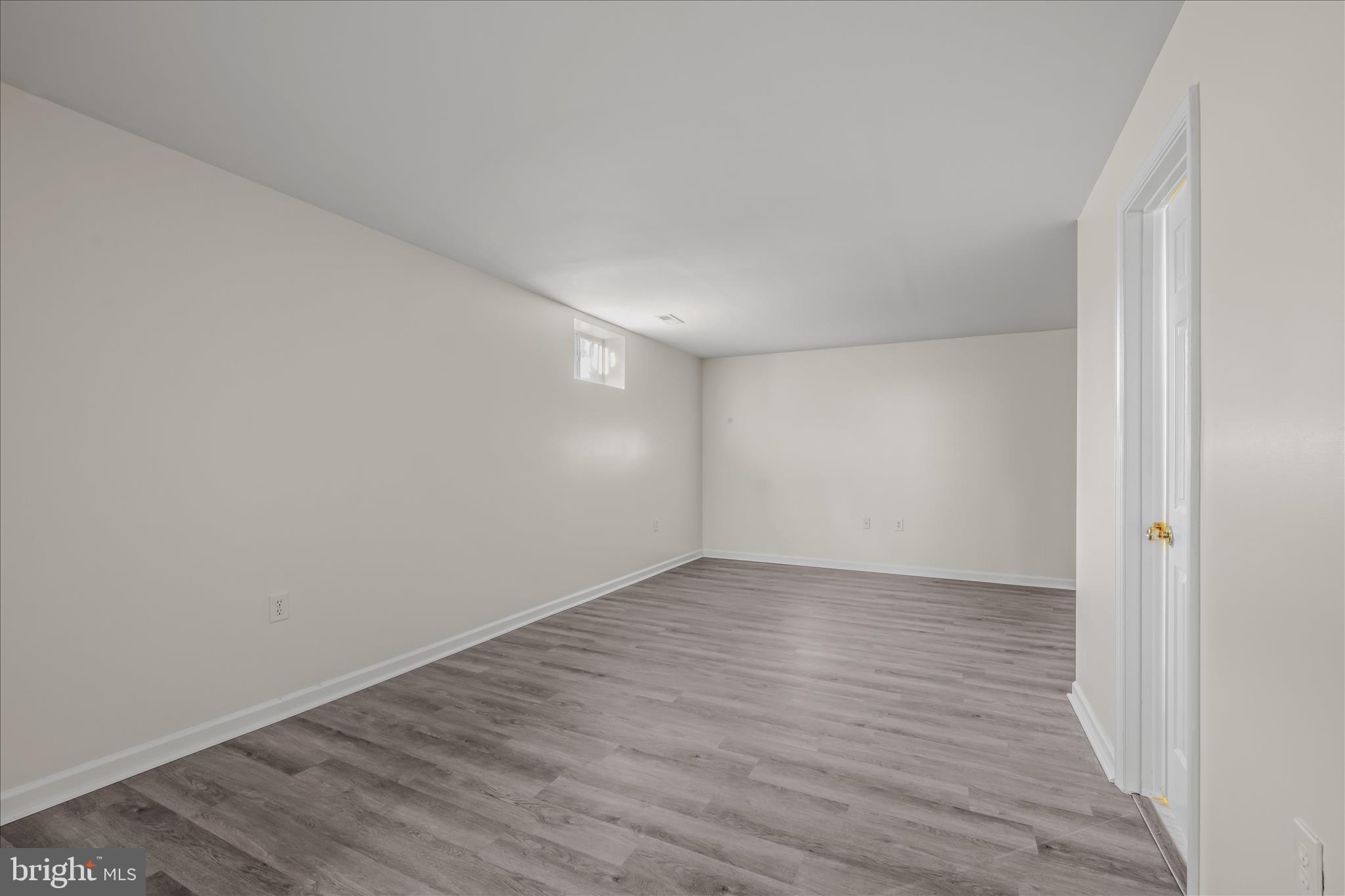 LAUREL RIDGE - Residential