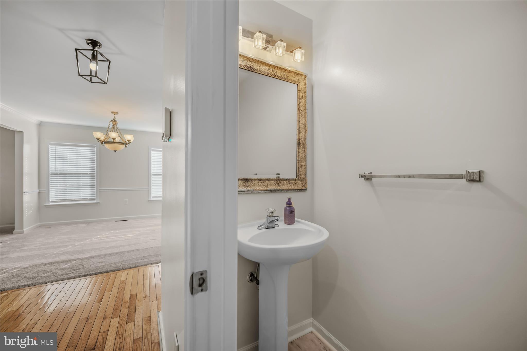 LAUREL RIDGE - Residential