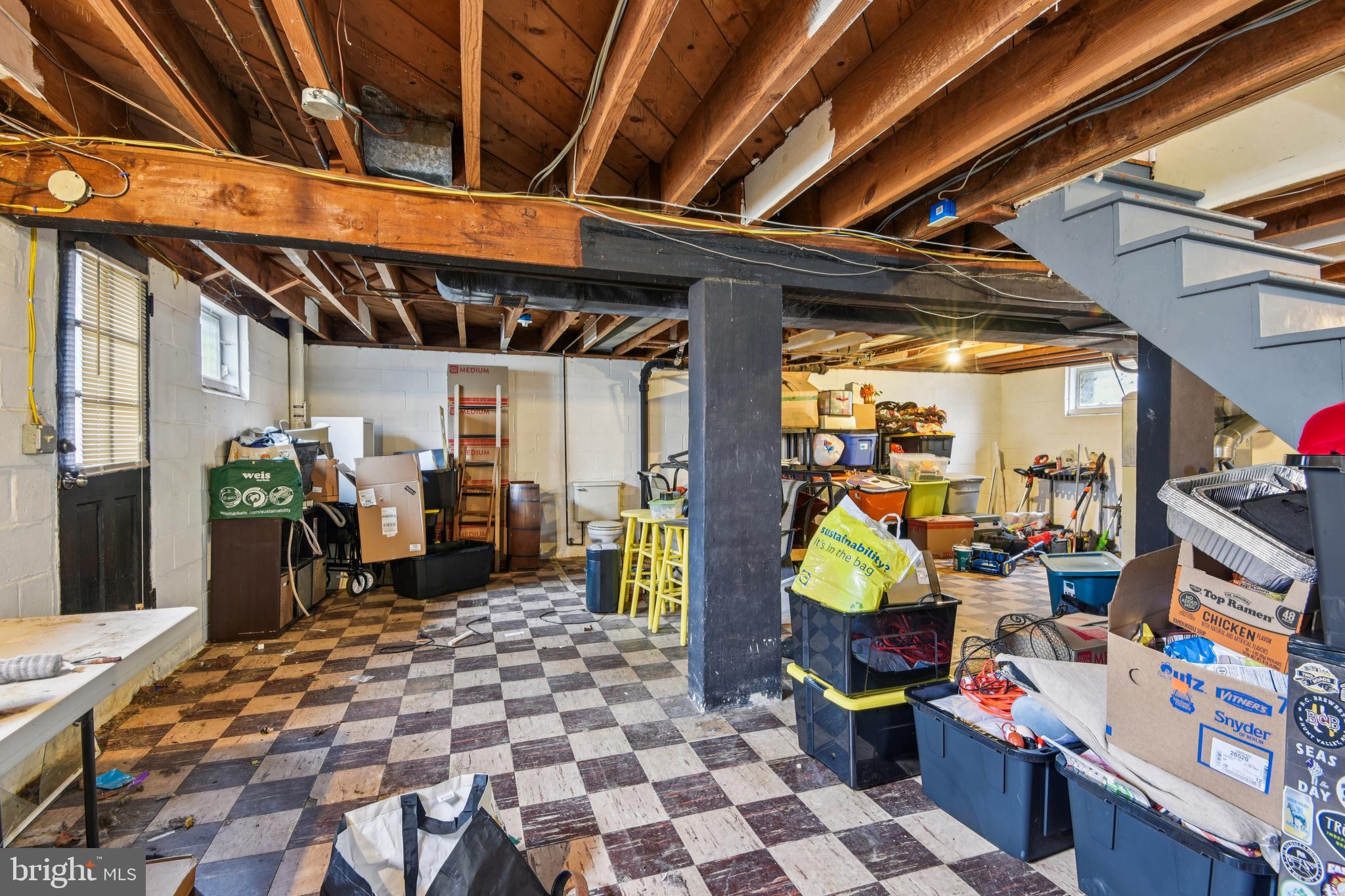 HILLENDALE FARMS - Residential