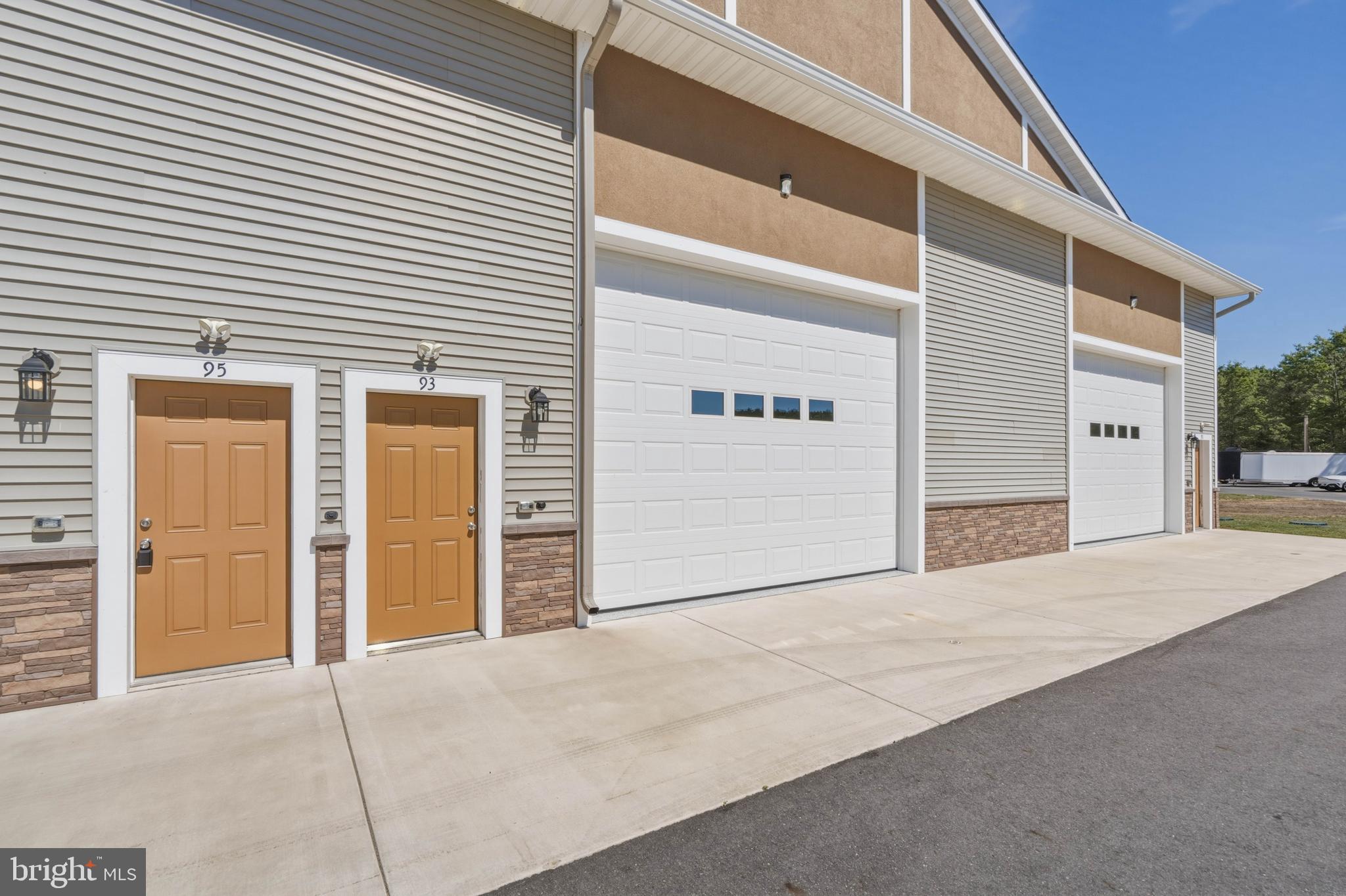 93 CORSAIR DRIVE