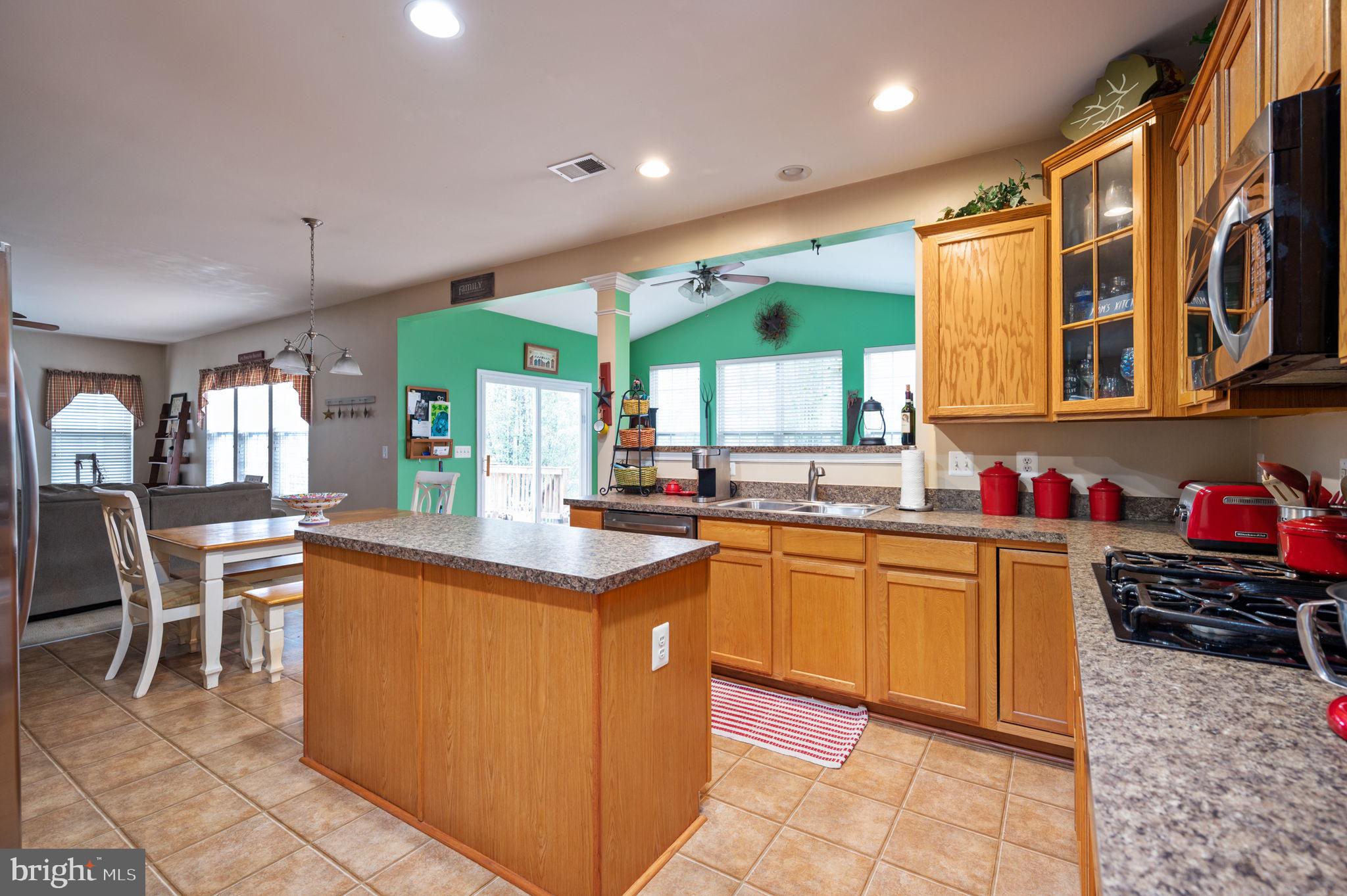 THE FALLS AT LEE'S PARK - Residential