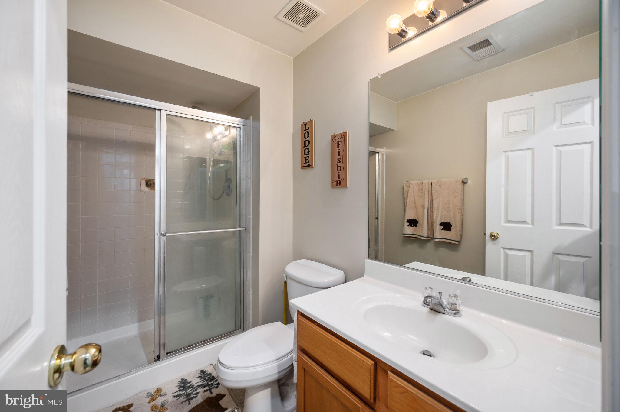 THE FALLS AT LEE'S PARK - Residential