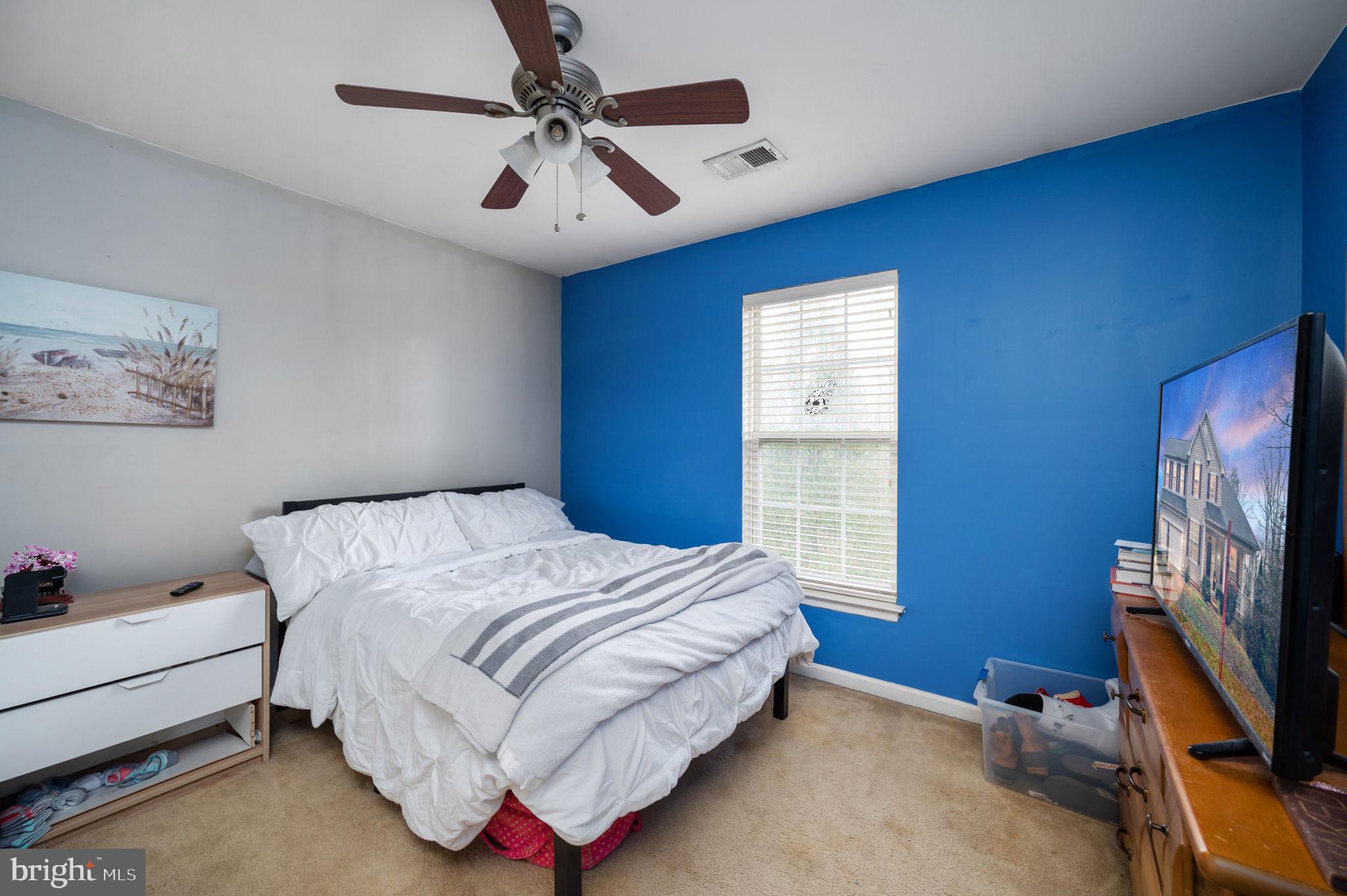 THE FALLS AT LEE'S PARK - Residential