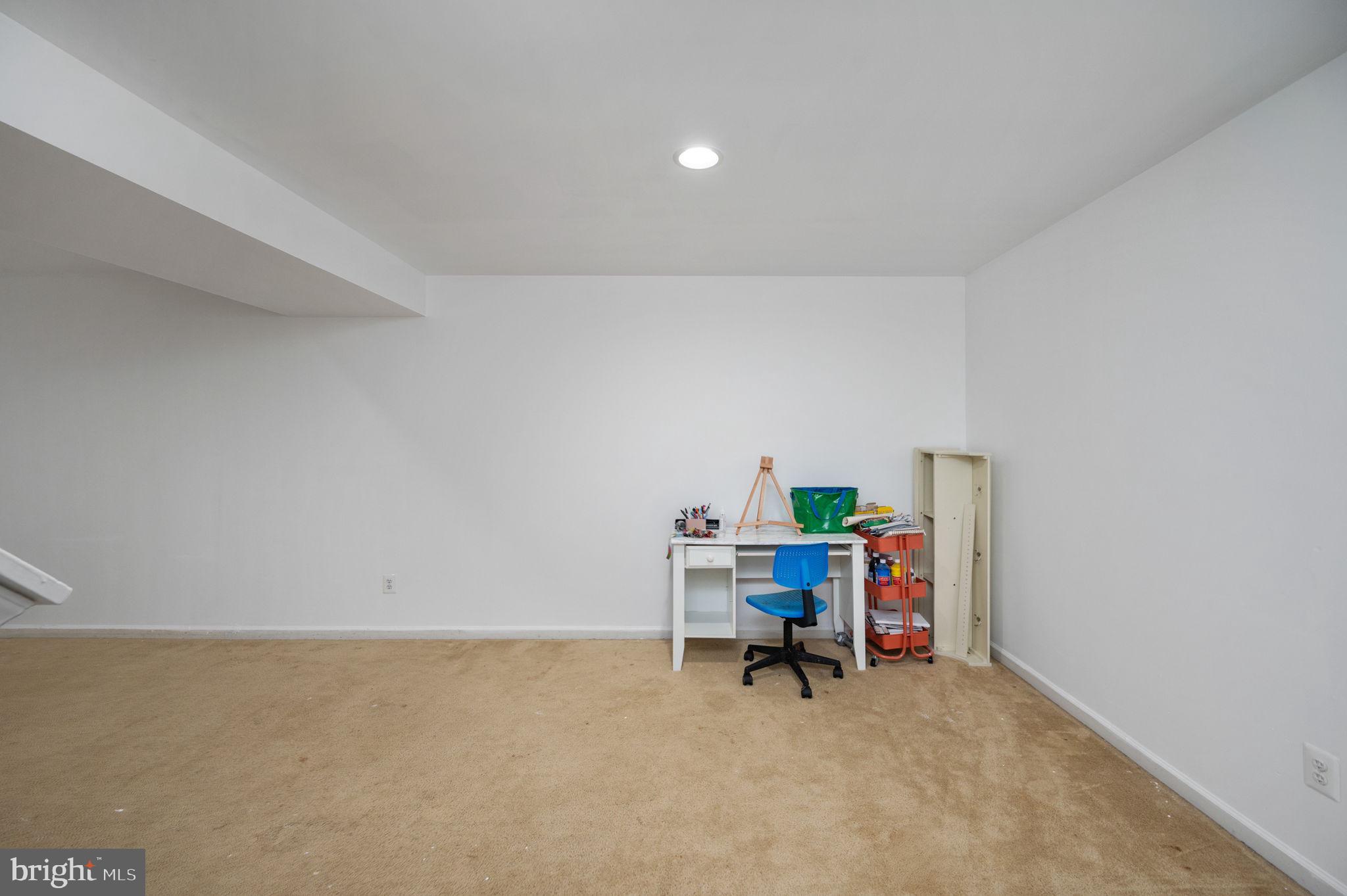 THE FALLS AT LEE'S PARK - Residential