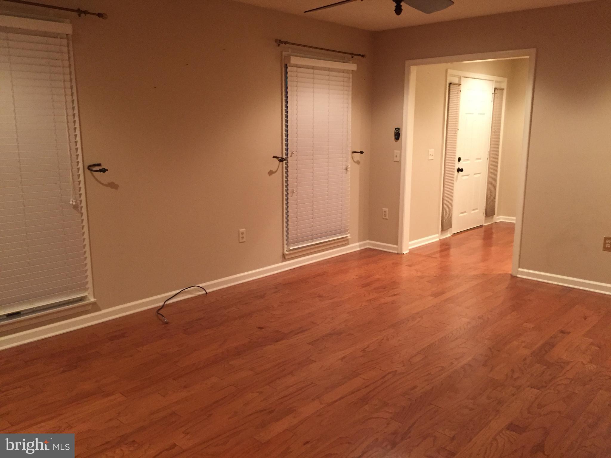 HYDE PARK - Residential