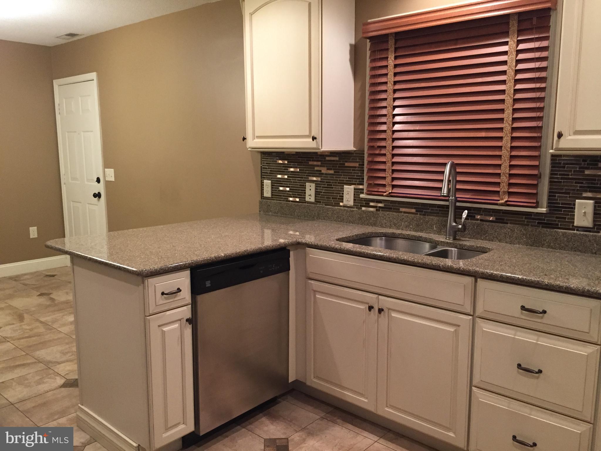 HYDE PARK - Residential