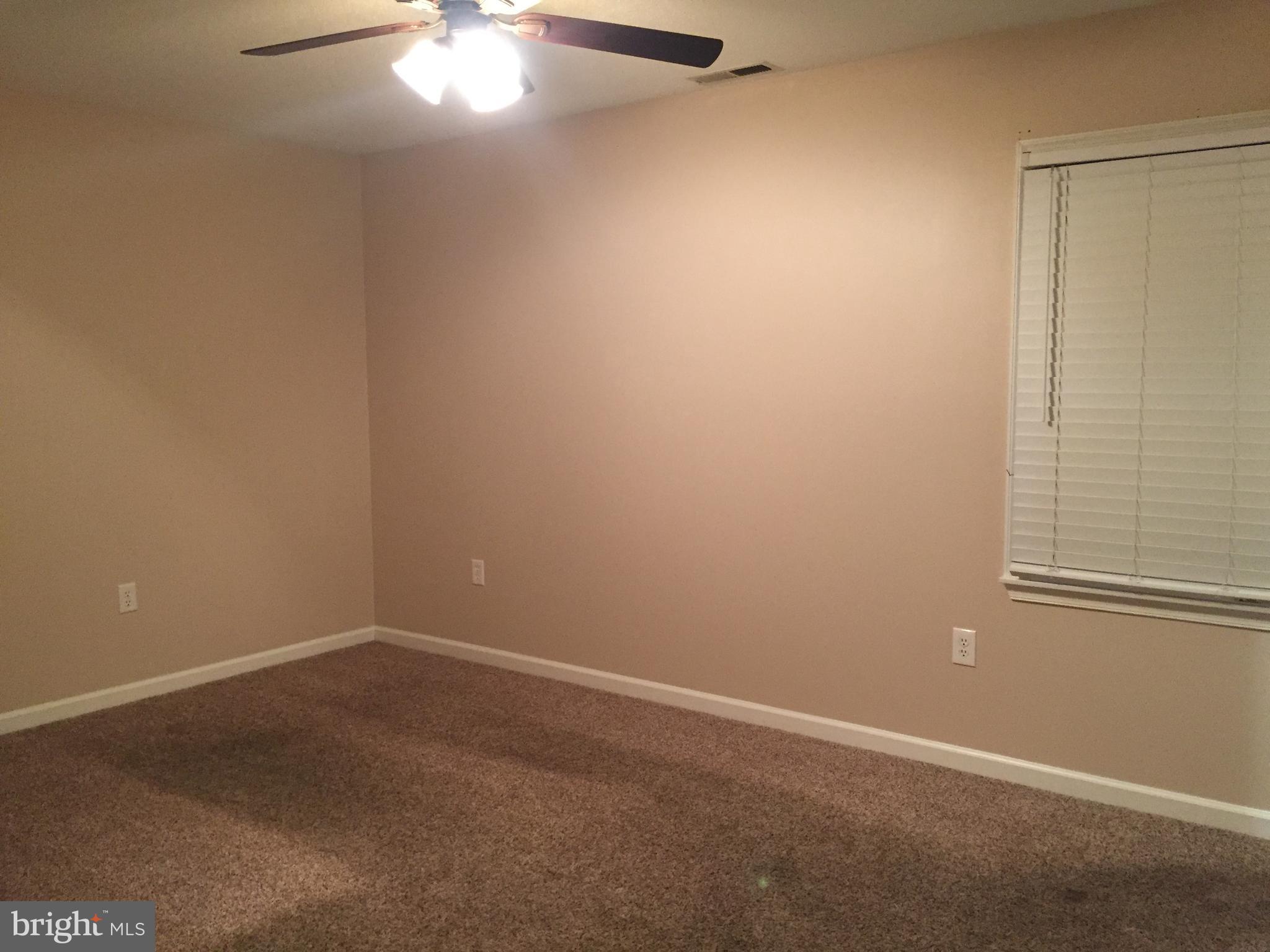 HYDE PARK - Residential