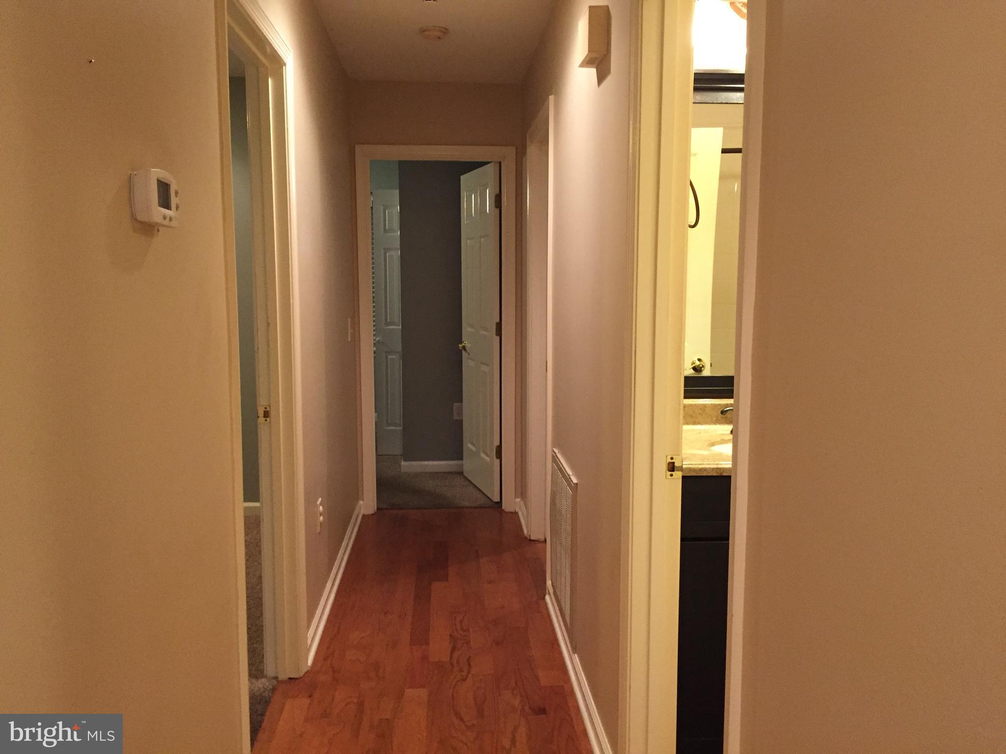 HYDE PARK - Residential