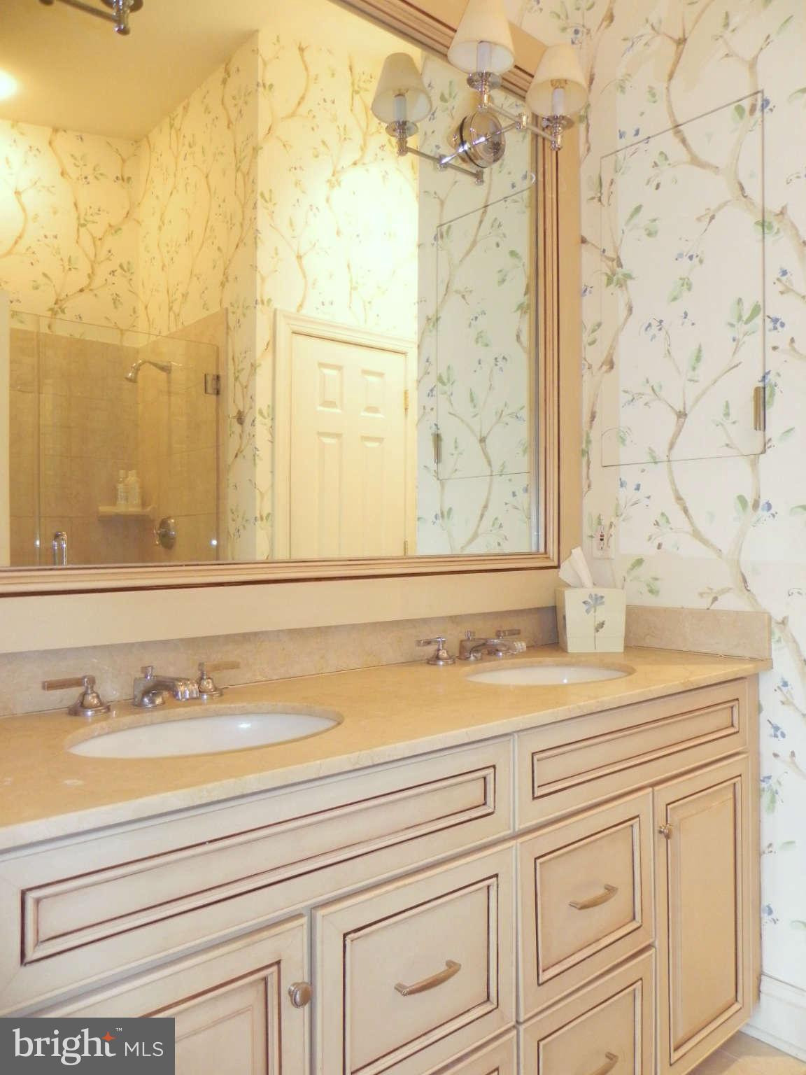 NORTH SHORE - Residential