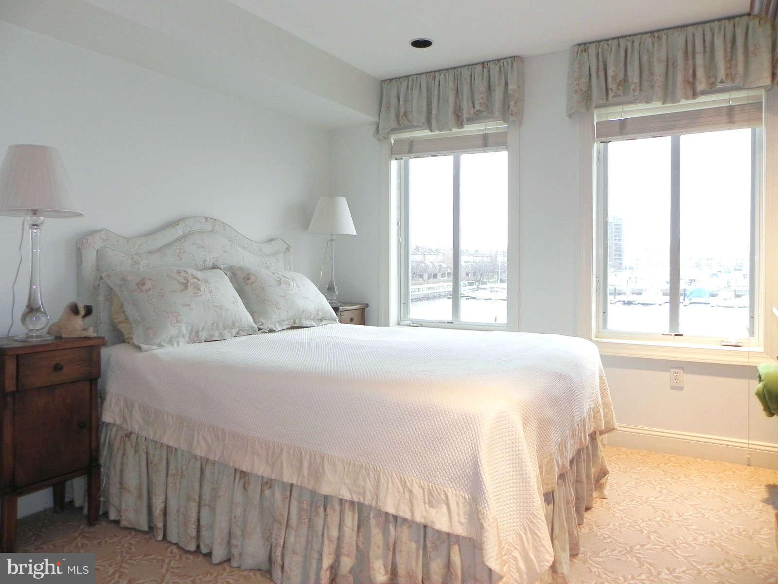 NORTH SHORE - Residential