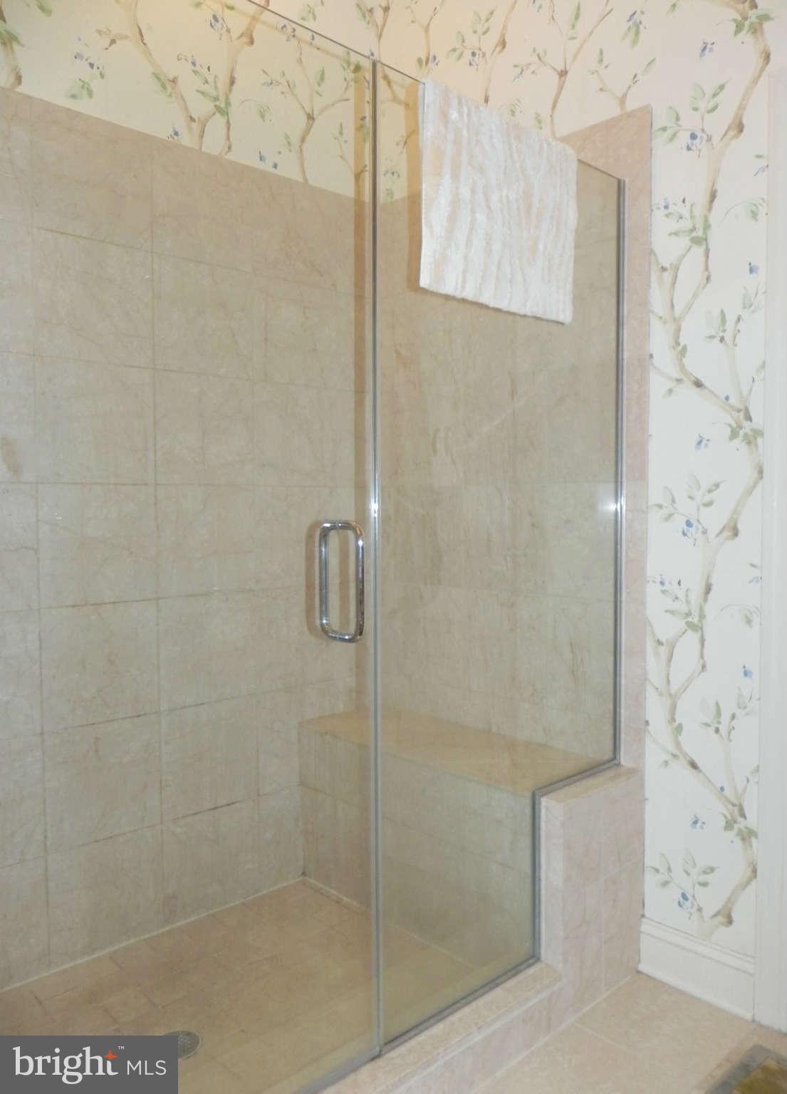 NORTH SHORE - Residential