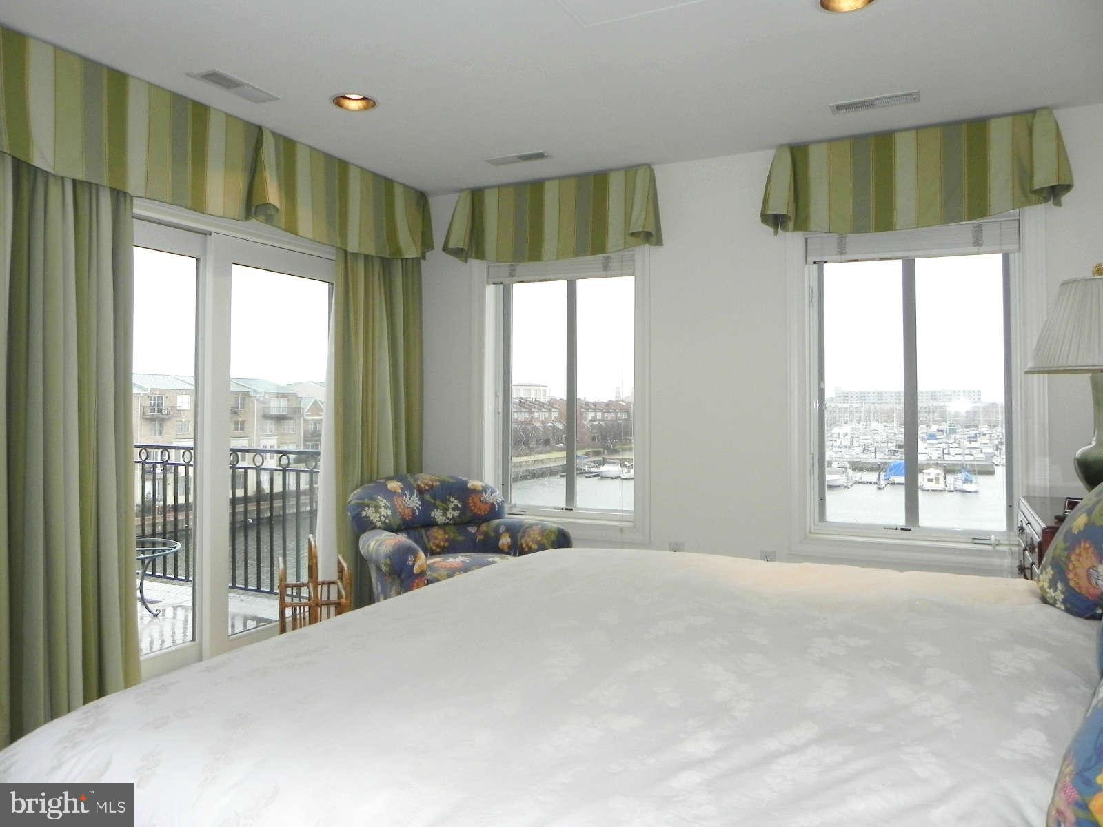 NORTH SHORE - Residential