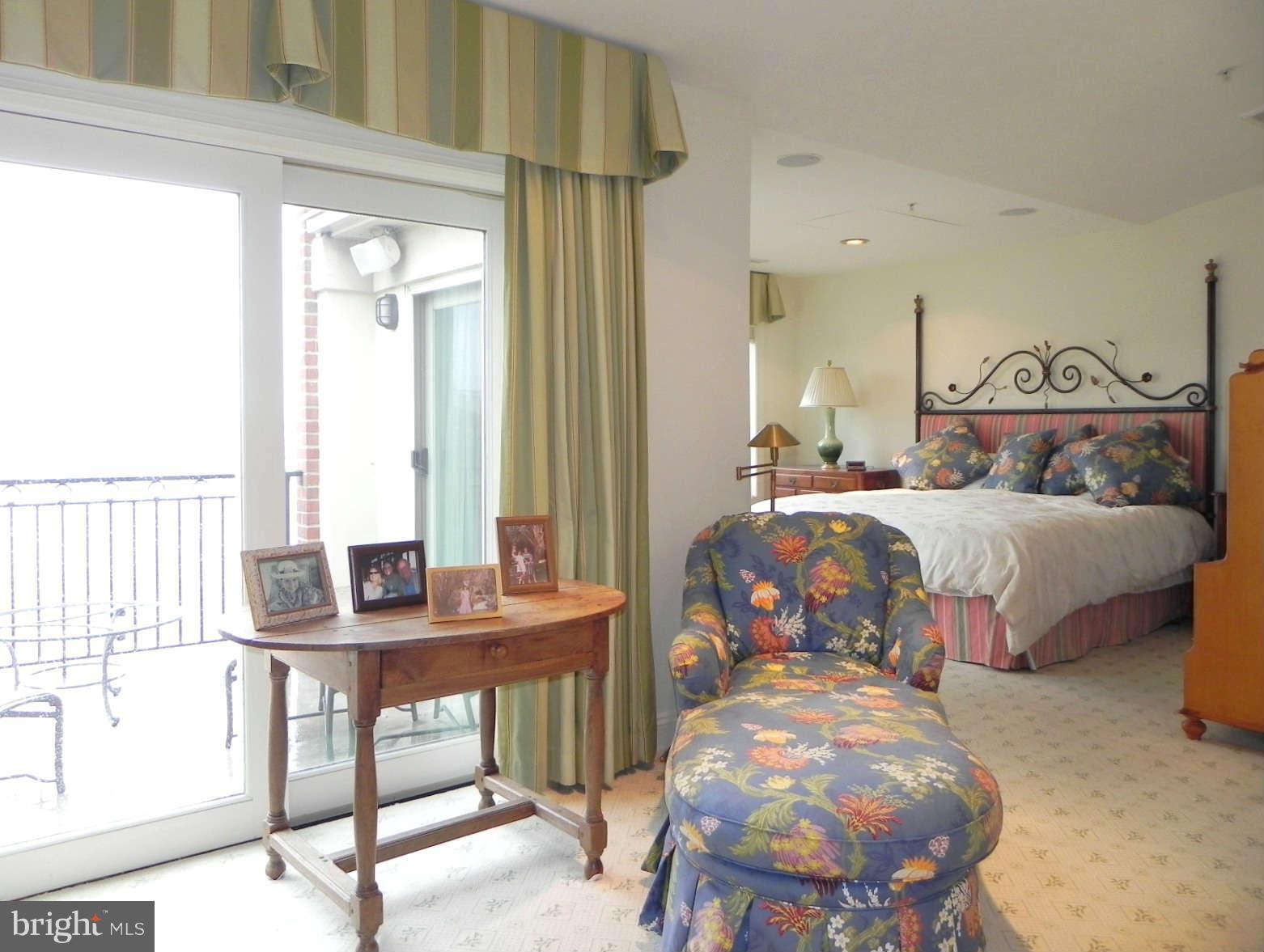 NORTH SHORE - Residential