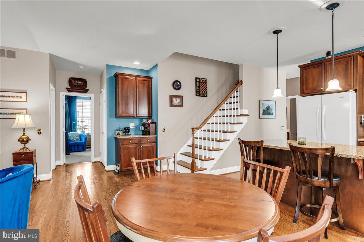 SOMERSET LAKE - Residential