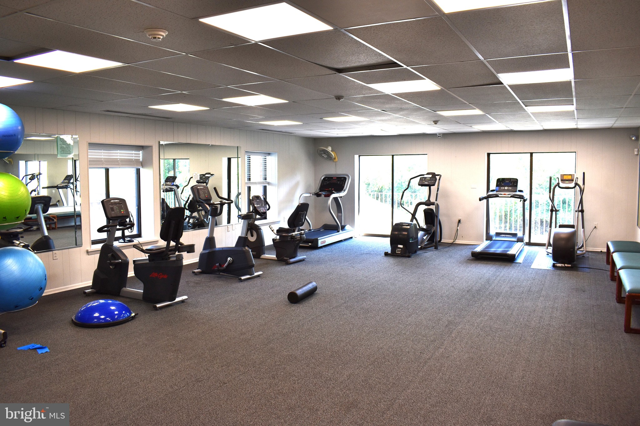 SOMERSET LAKE - Residential