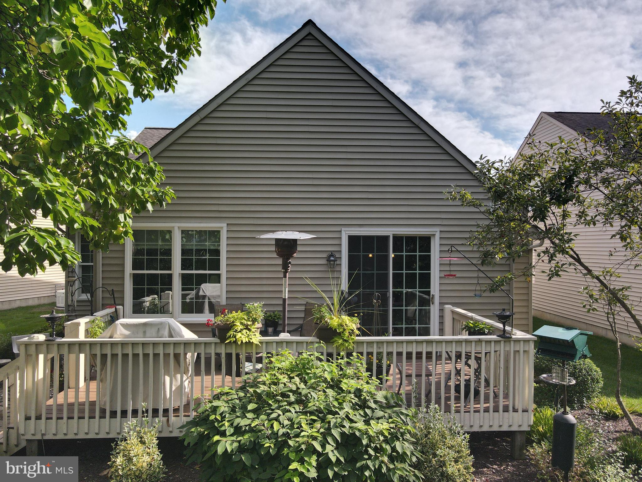 SOMERSET LAKE - Residential