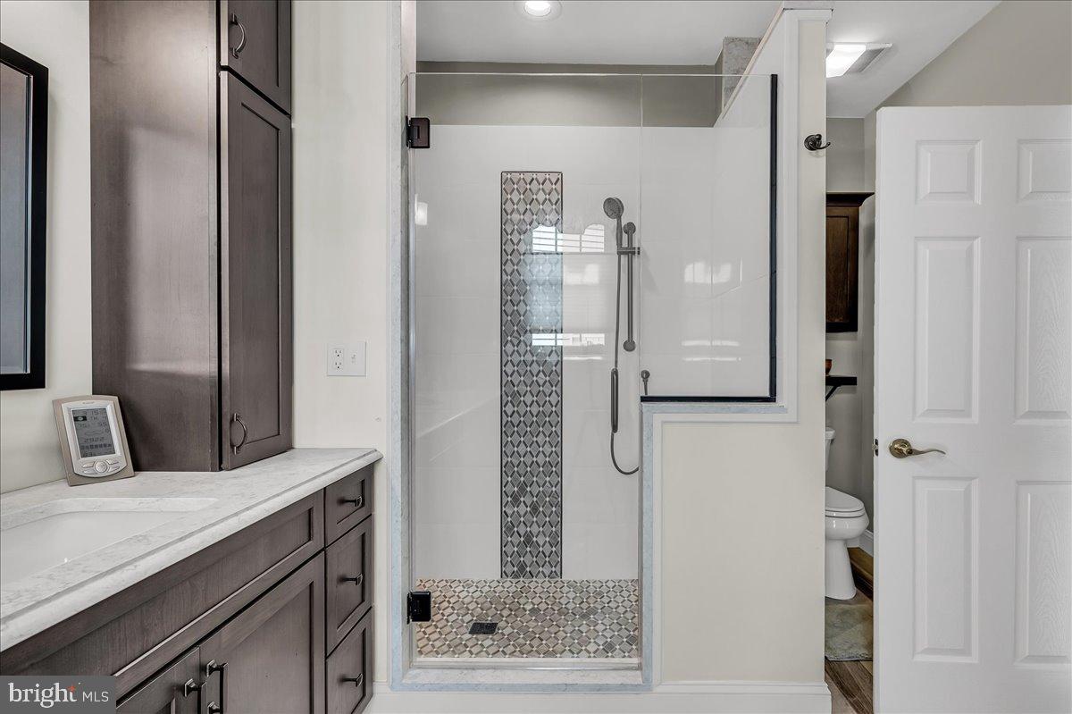 SOMERSET LAKE - Residential