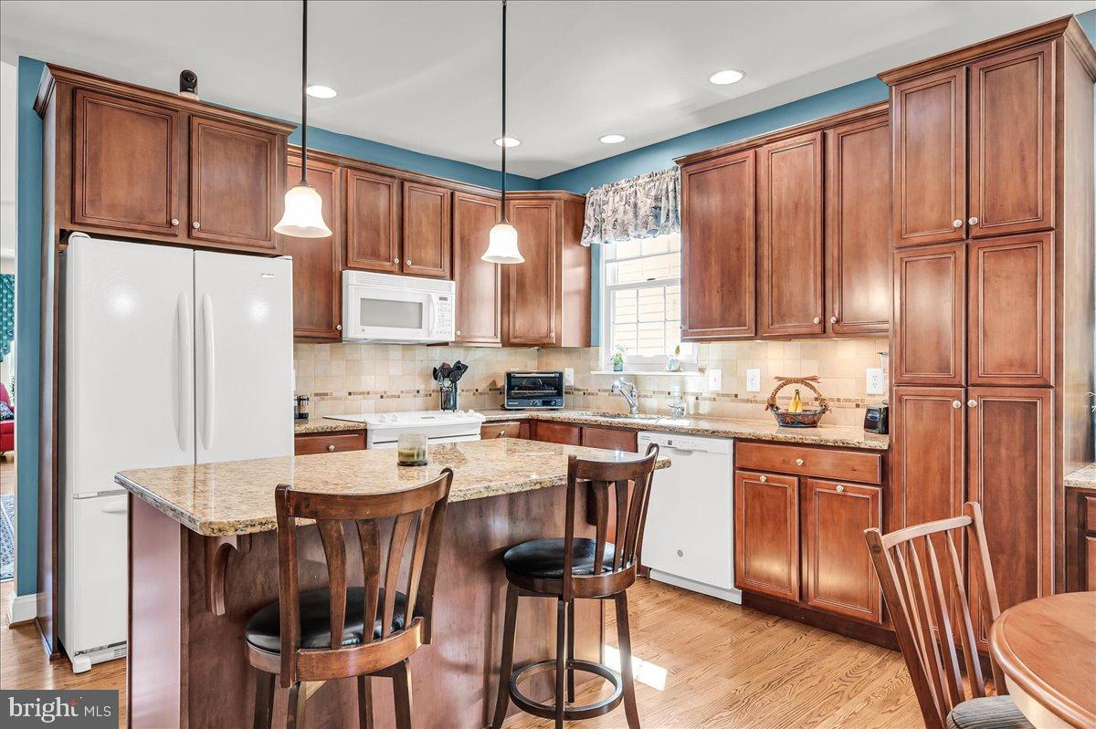 SOMERSET LAKE - Residential