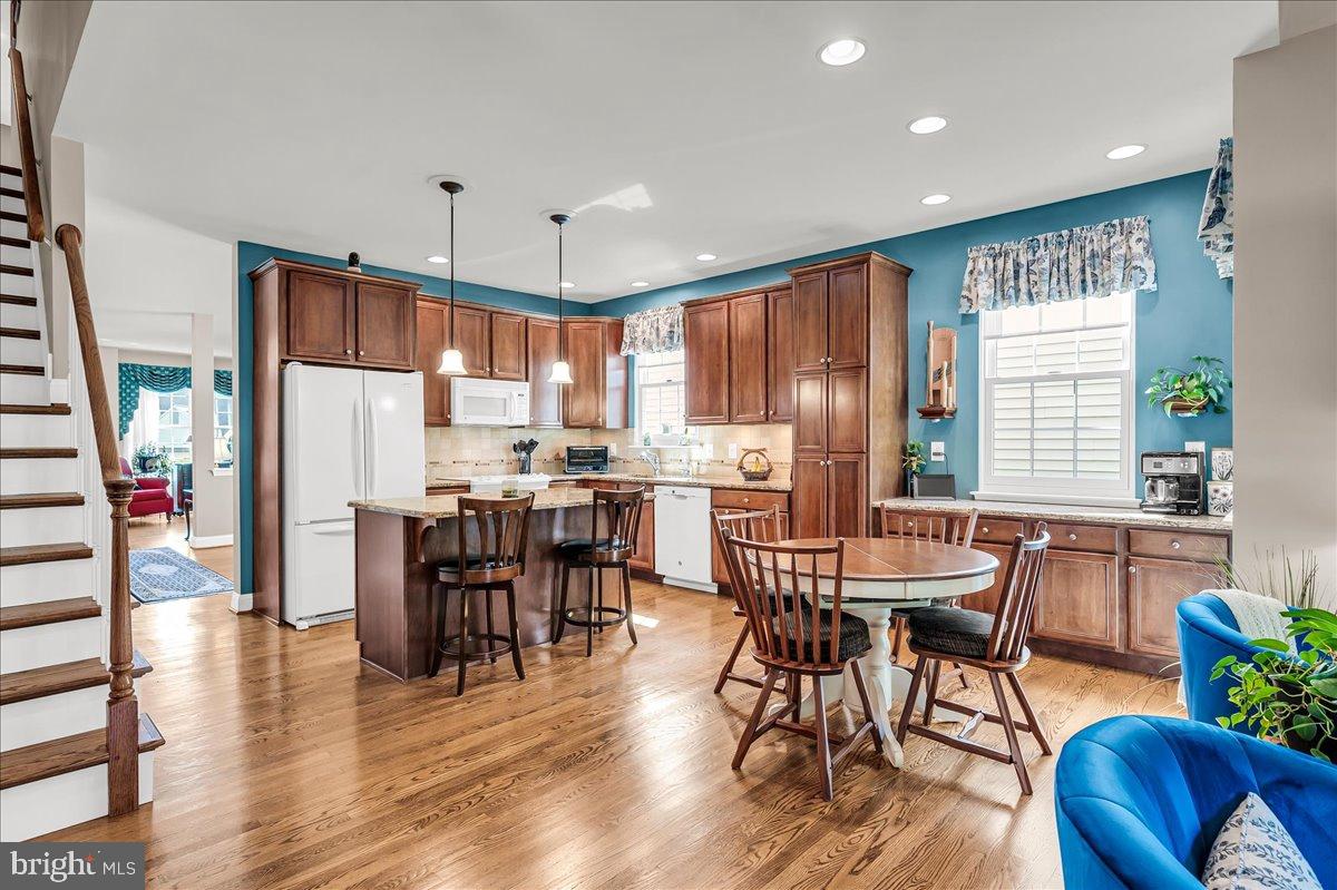 SOMERSET LAKE - Residential