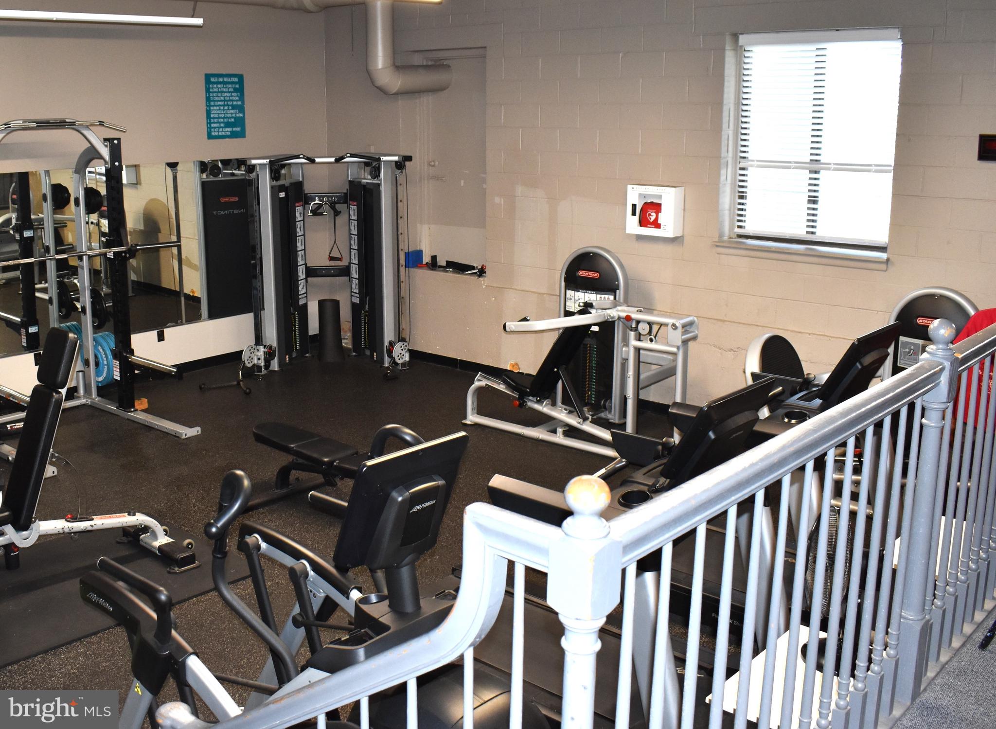 SOMERSET LAKE - Residential