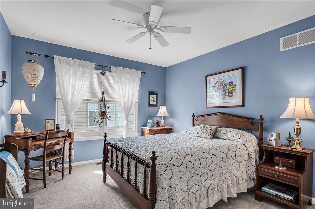 SOMERSET LAKE - Residential