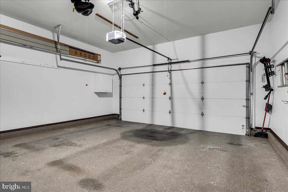 SOMERSET LAKE - Residential