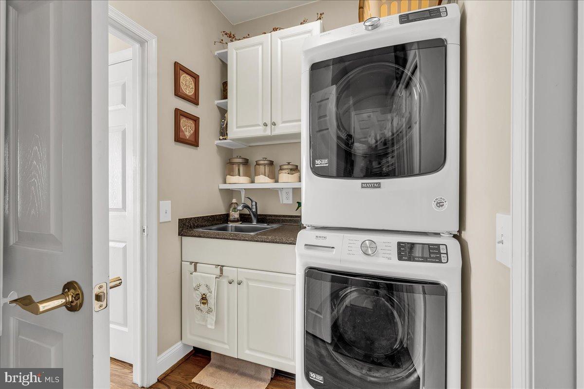 SOMERSET LAKE - Residential