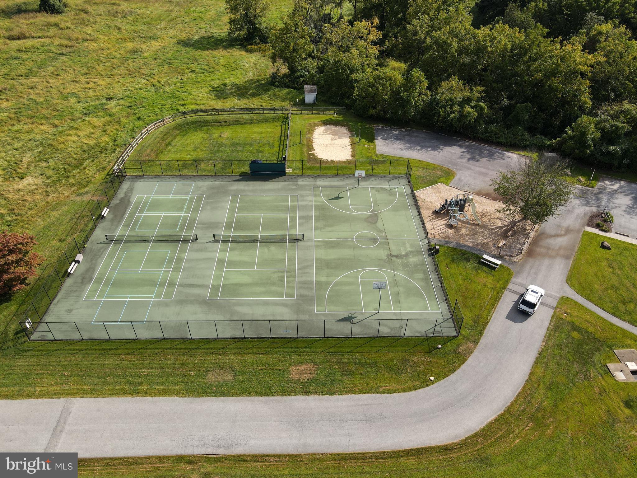 SOMERSET LAKE - Residential