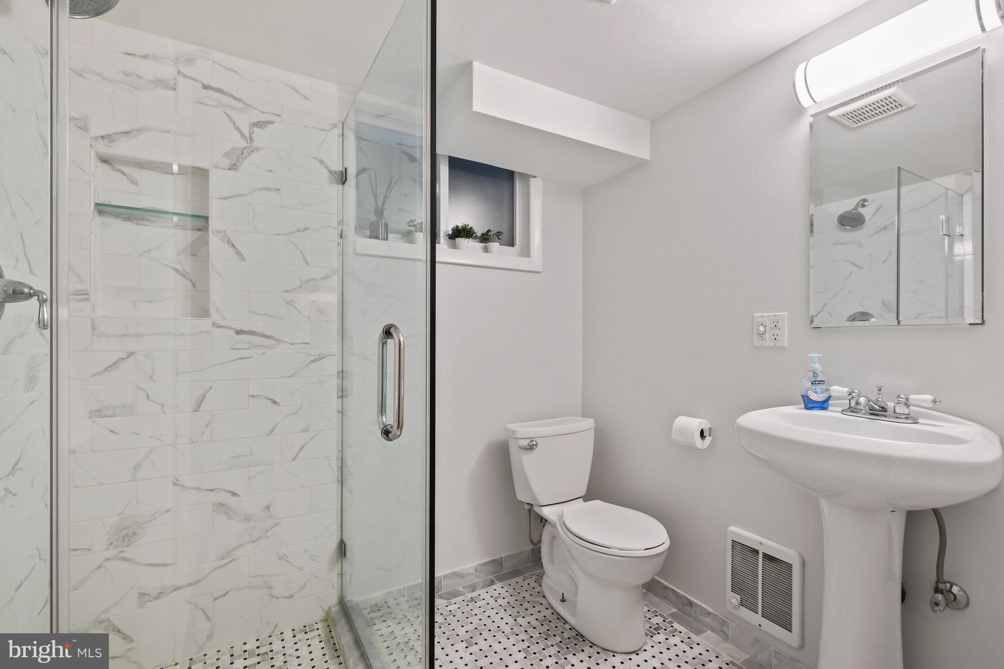 CLEVELAND PARK - Residential