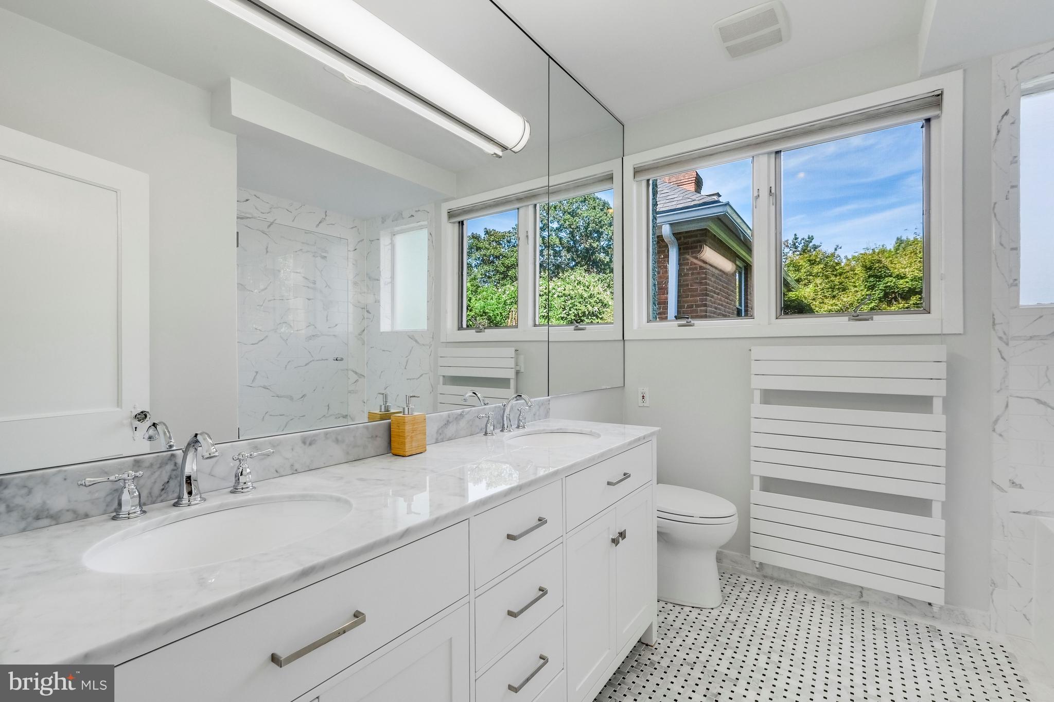 CLEVELAND PARK - Residential