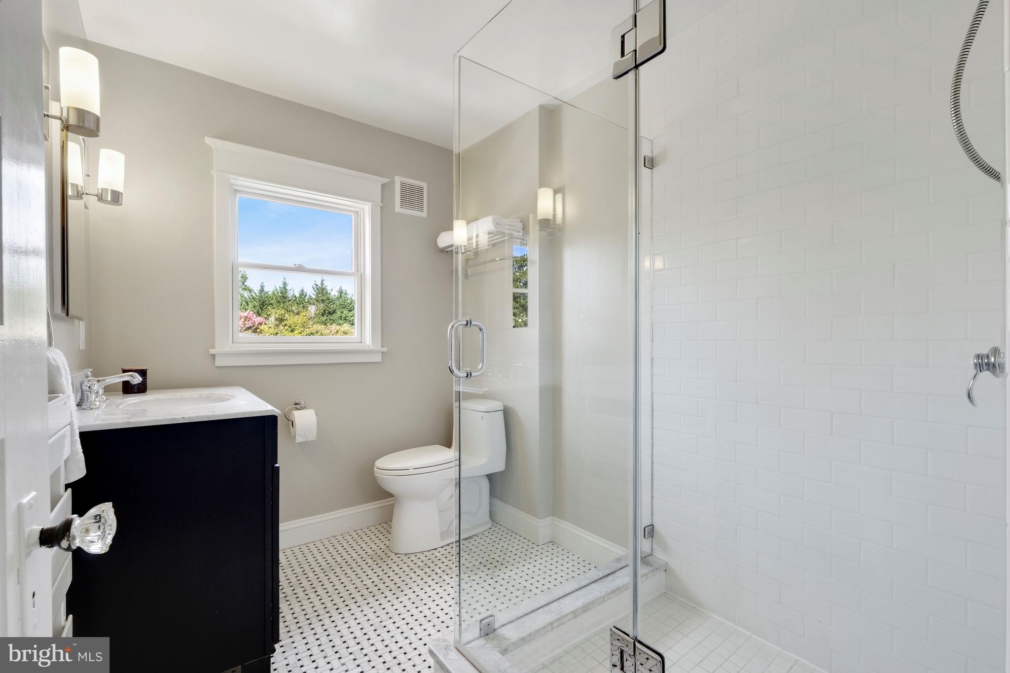 CLEVELAND PARK - Residential