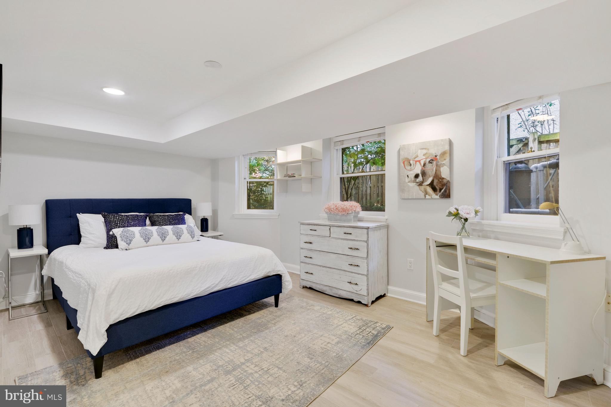 CLEVELAND PARK - Residential