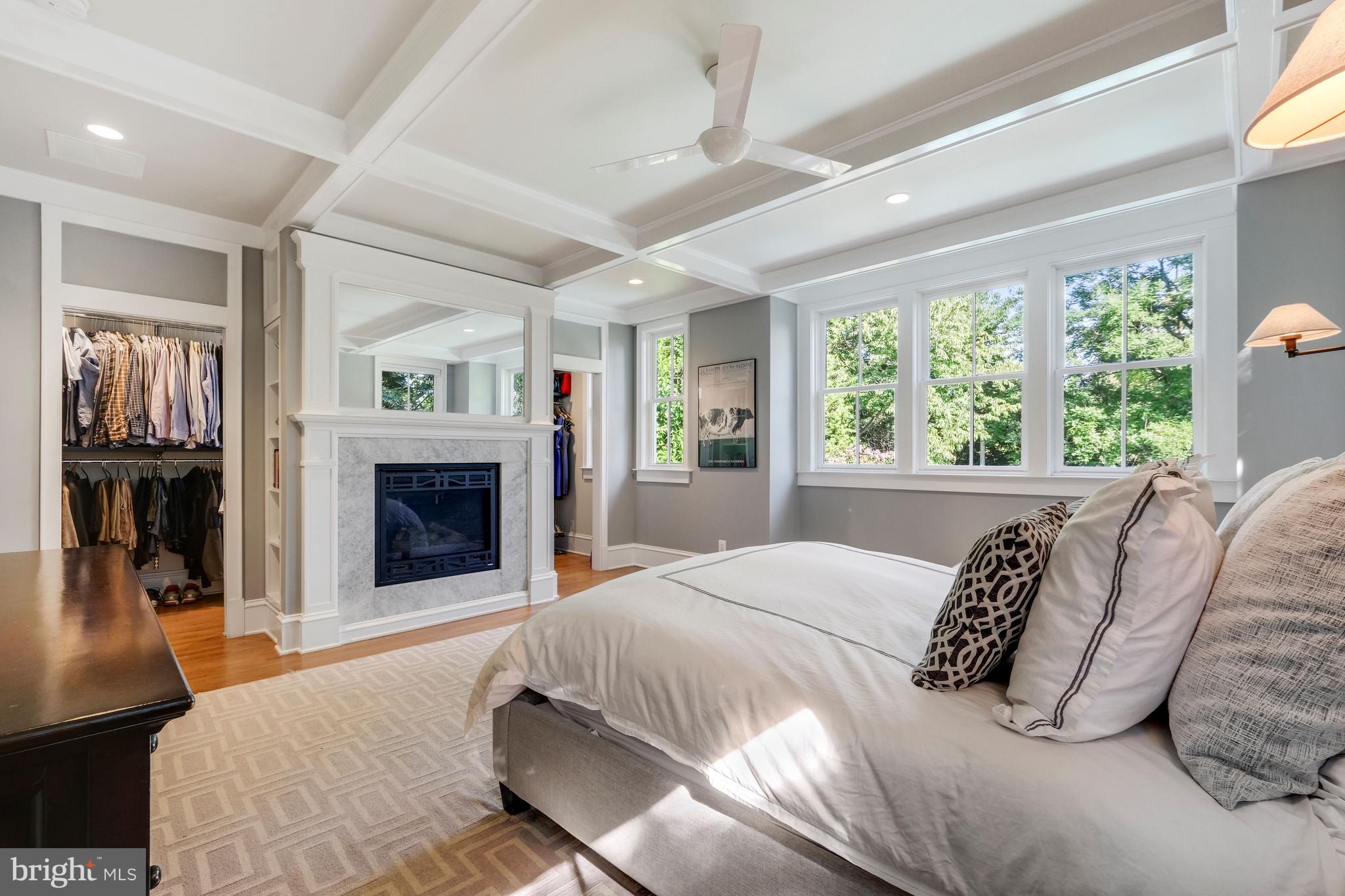 CLEVELAND PARK - Residential
