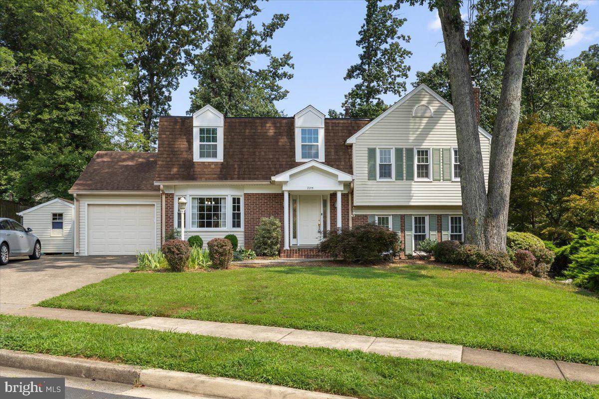Tucked away on a quiet no-thru street in one of Vienna’s most desirable neighborhoods, this beautifully updated home offers comfort, space, and thoughtful upgrades throughout. The open main level features a stunning custom kitchen with a super-sized island with seating for six, gas cooking, granite countertops, custom cabinetry, plus two pantries. The dining area opens to the back deck and a large fenced-in backyard.
The cozy lower-level family room includes a functional wood-burning brick fireplace, a wet bar, and walk-out access to a second patio. A finished basement level adds bonus space ideal for recreation, a home gym, a playroom, or extra storage.
The upper level includes an enlarged primary suite with vaulted ceilings and two walk-in closets, plus three additional bedrooms.
Great location just minutes from several parks and scenic walking trails, and only 1 mile to downtown Vienna’s shops, restaurants, local events, and festivals.
Additional highlights include garage and driveway parking, an outdoor shed for storage, and lawncare included in your rent!
Pets allowed on a case-by-case basis. Lease length is 1-3 years.