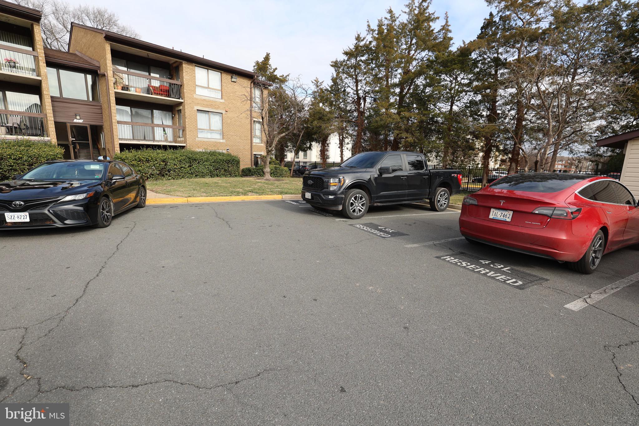 JEFFERSON MEWS - Residential