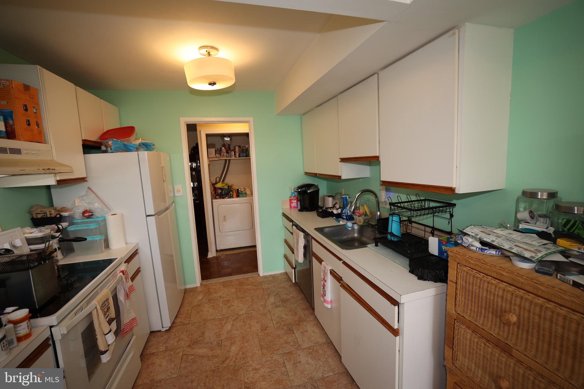 JEFFERSON MEWS - Residential