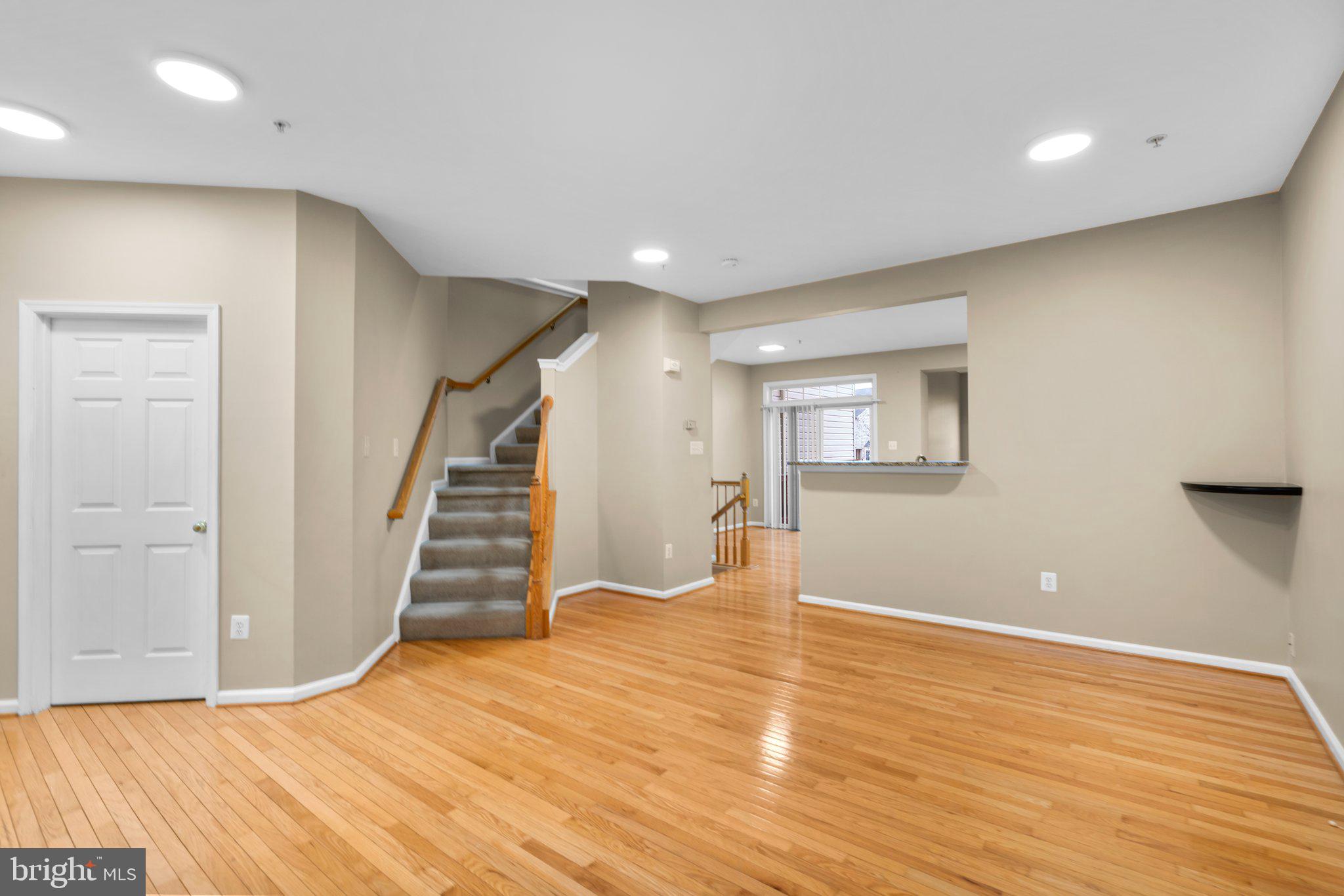 WAVERLY WOODS - Residential Lease