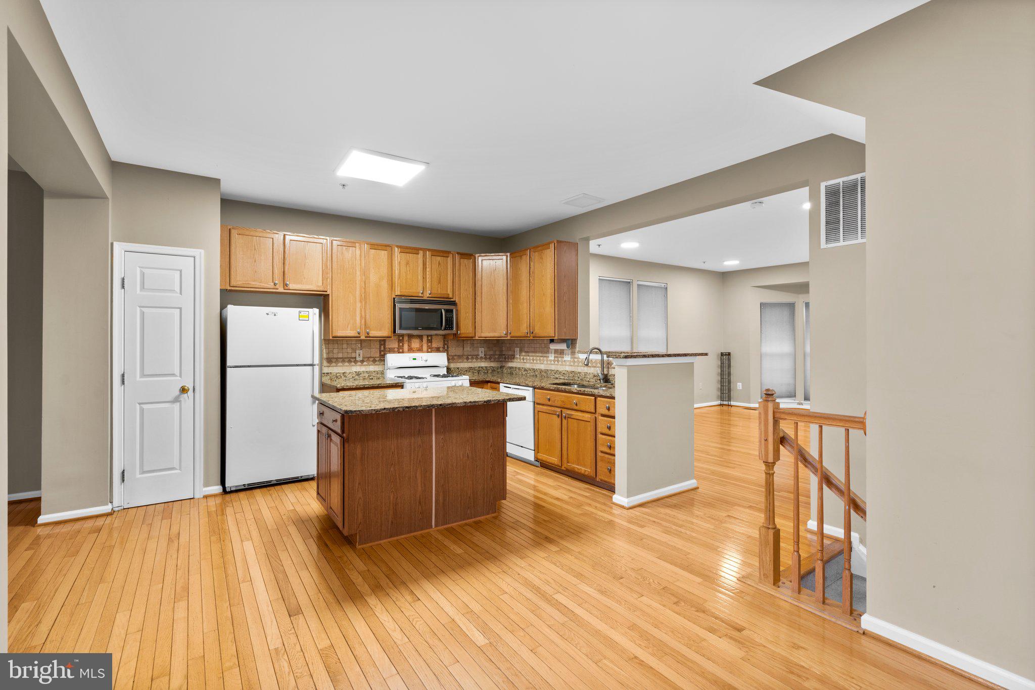 WAVERLY WOODS - Residential Lease