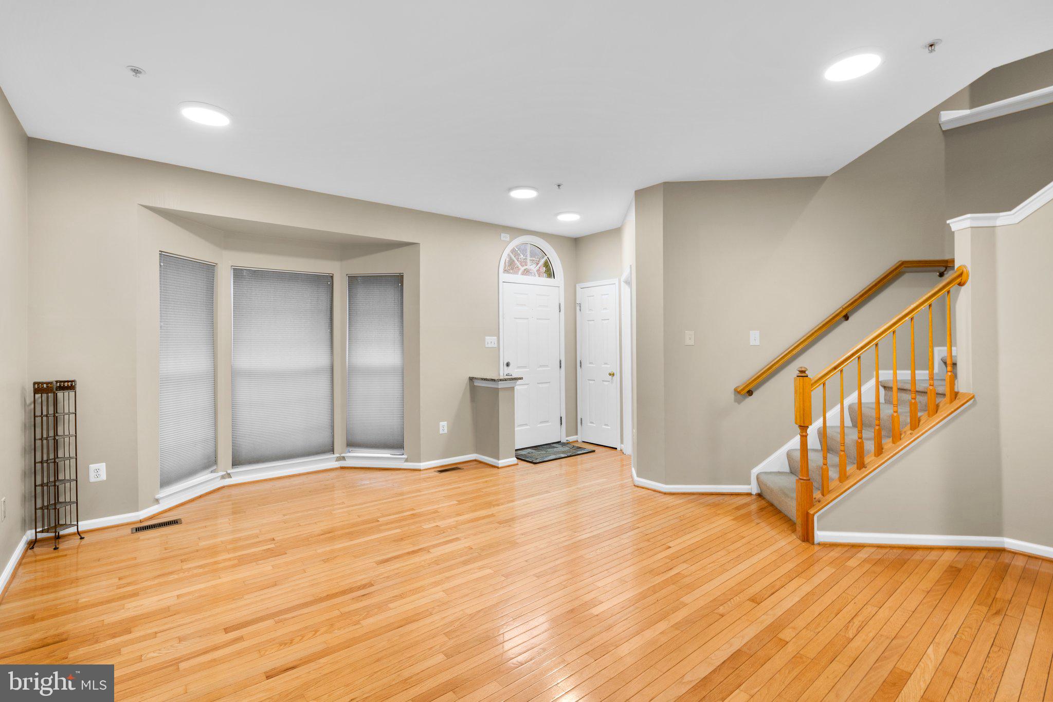 WAVERLY WOODS - Residential Lease