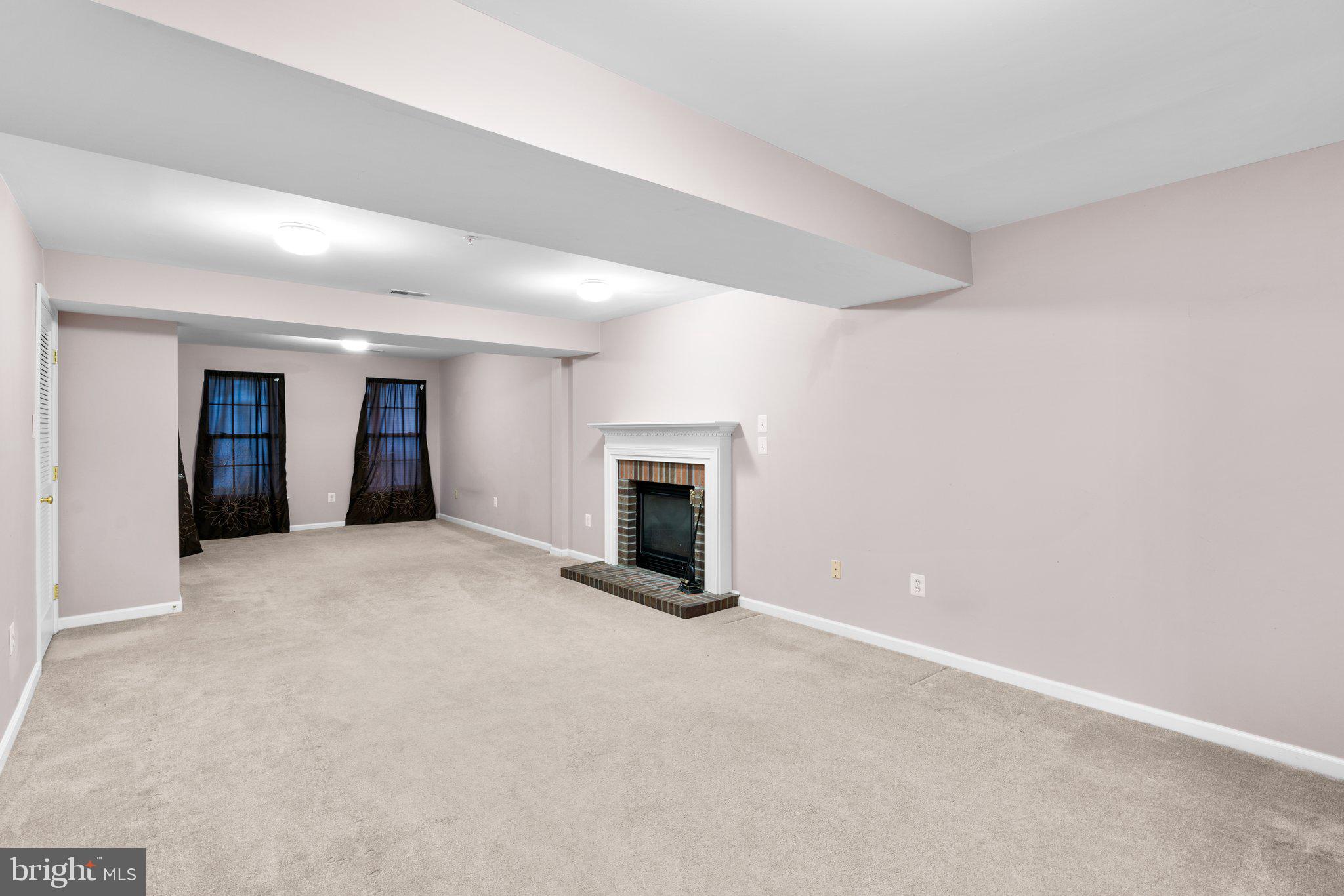 WAVERLY WOODS - Residential Lease