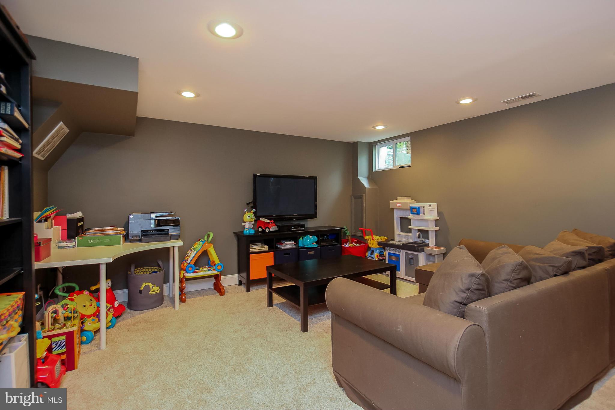 RODGERS FORGE - Residential