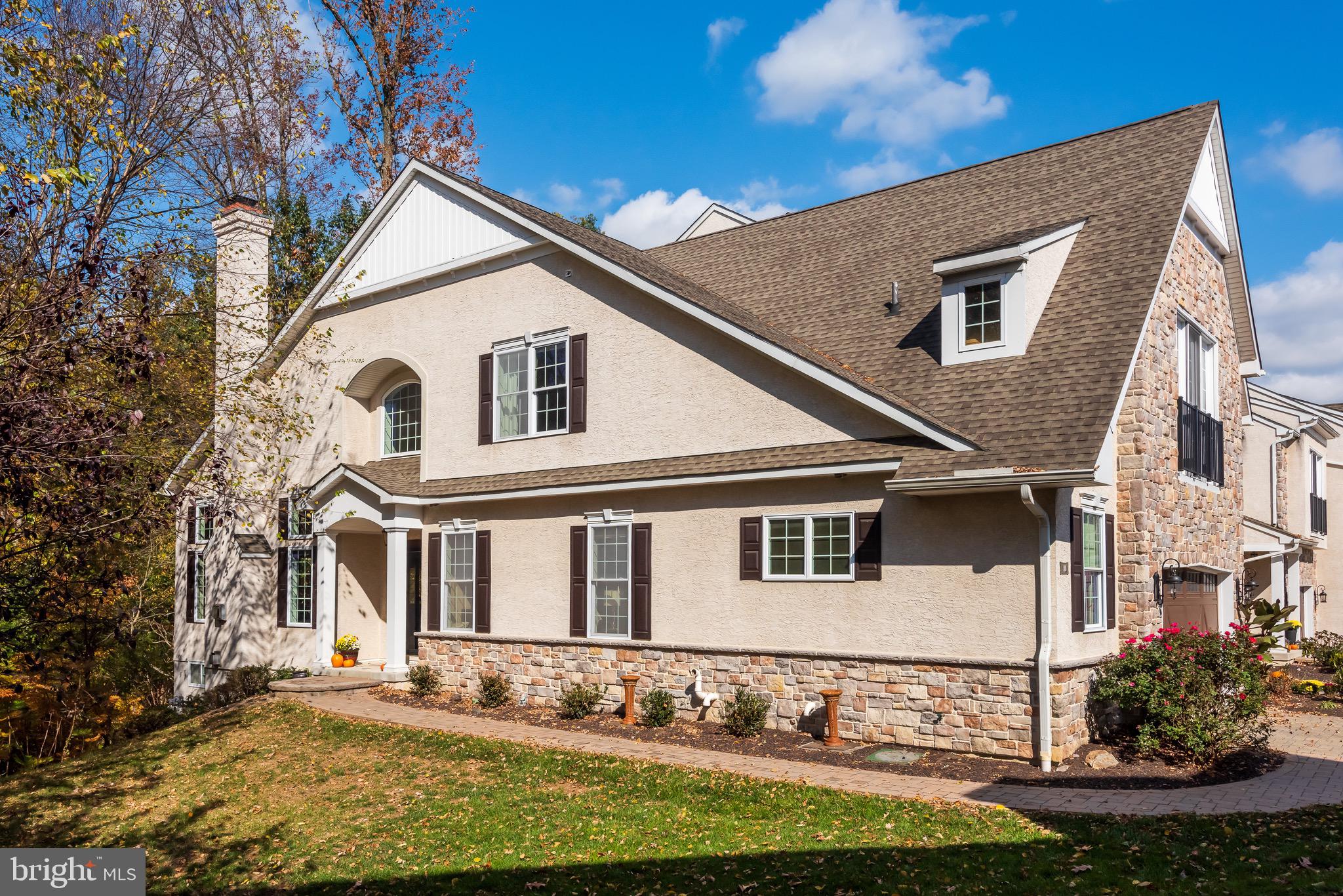 RAVENSCLIFF - Residential