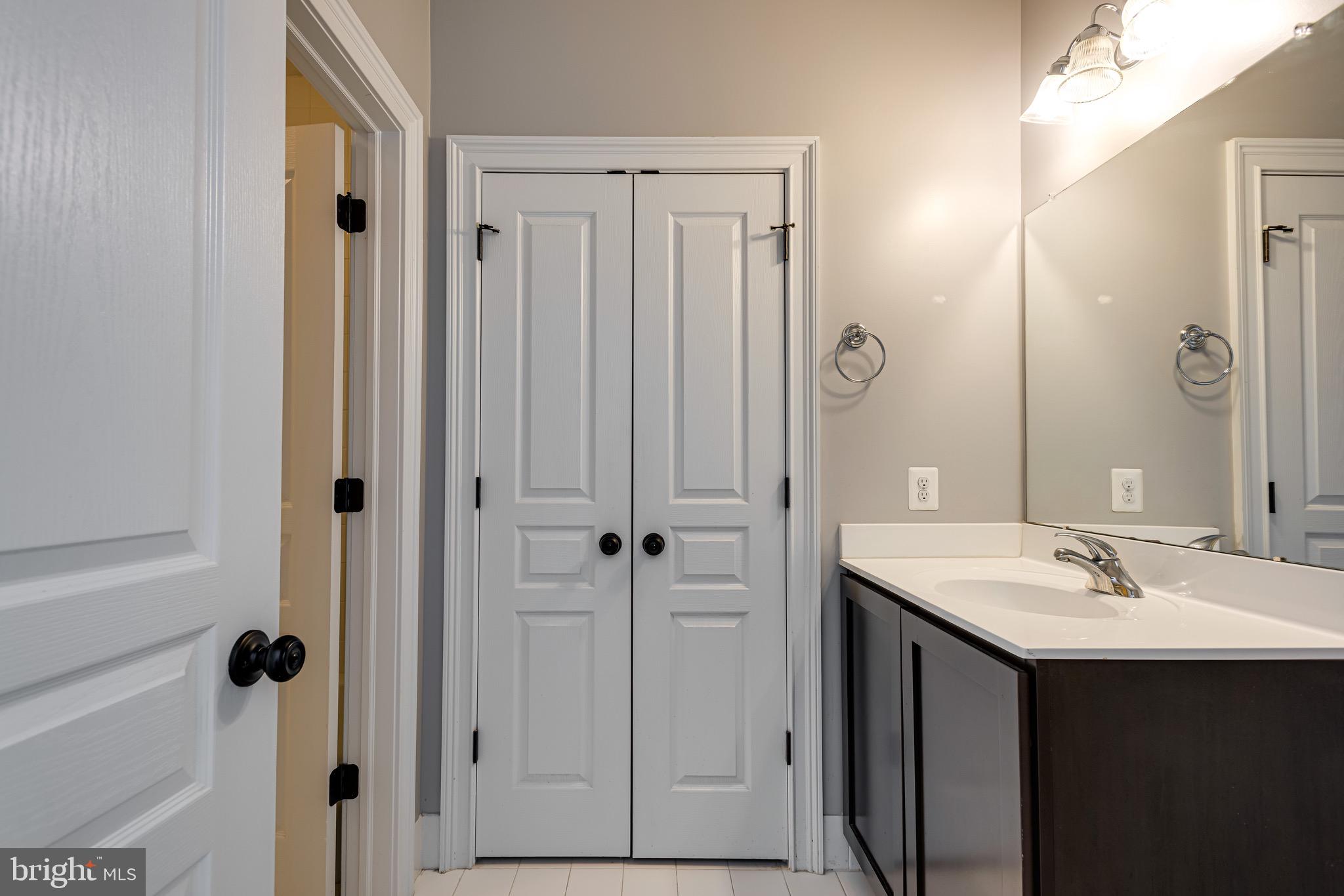 RAVENSCLIFF - Residential