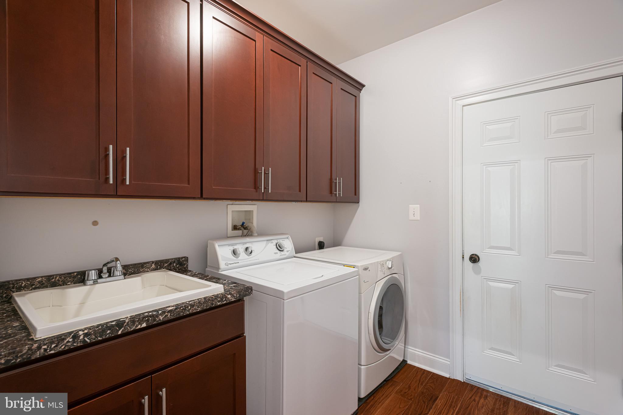 RAVENSCLIFF - Residential