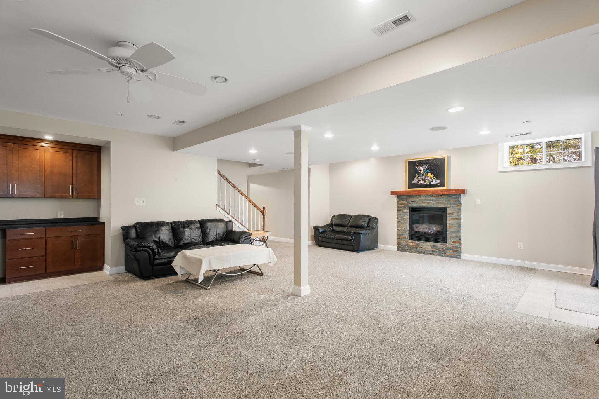 RAVENSCLIFF - Residential