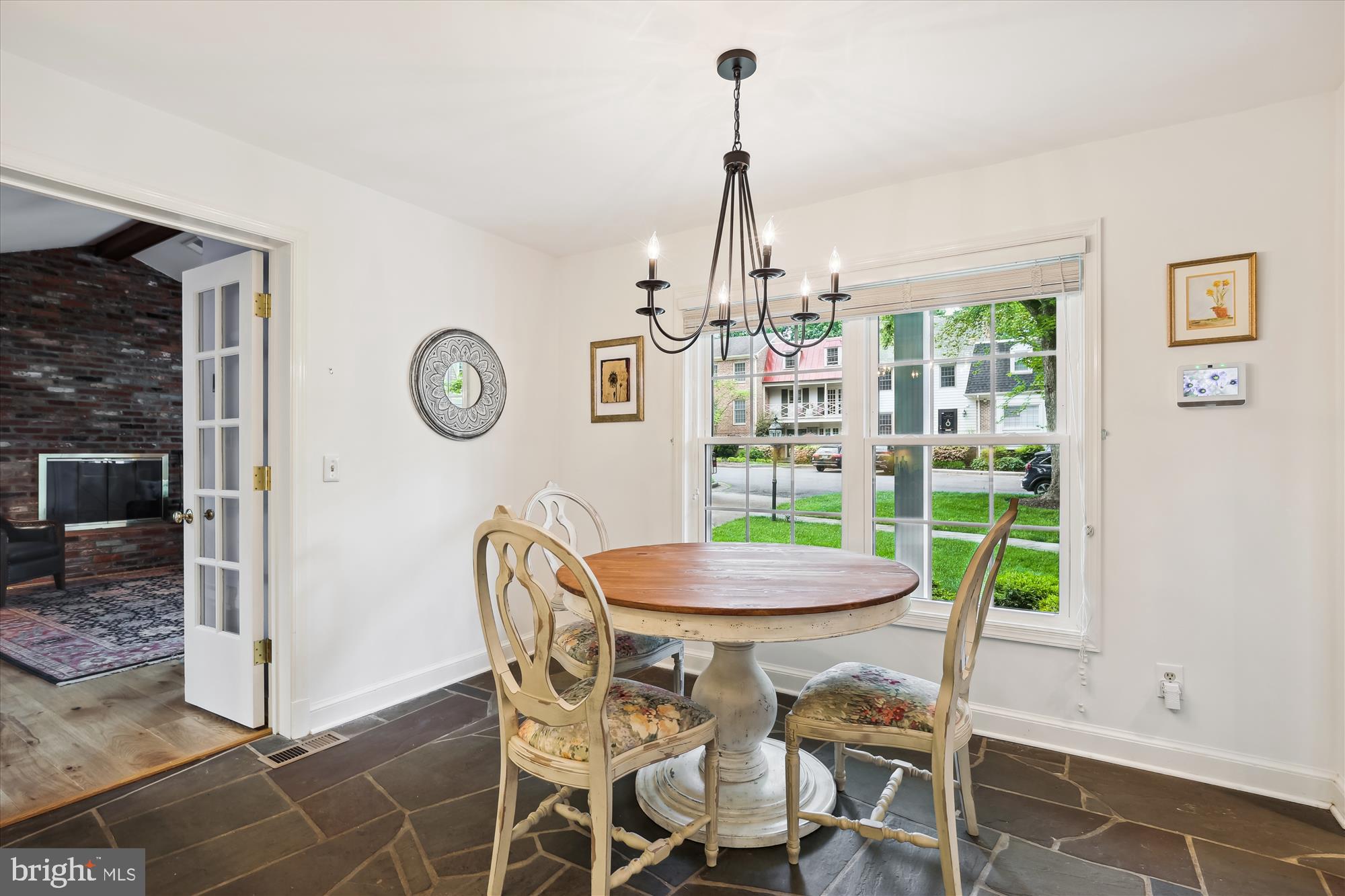 THE WRENS - Residential