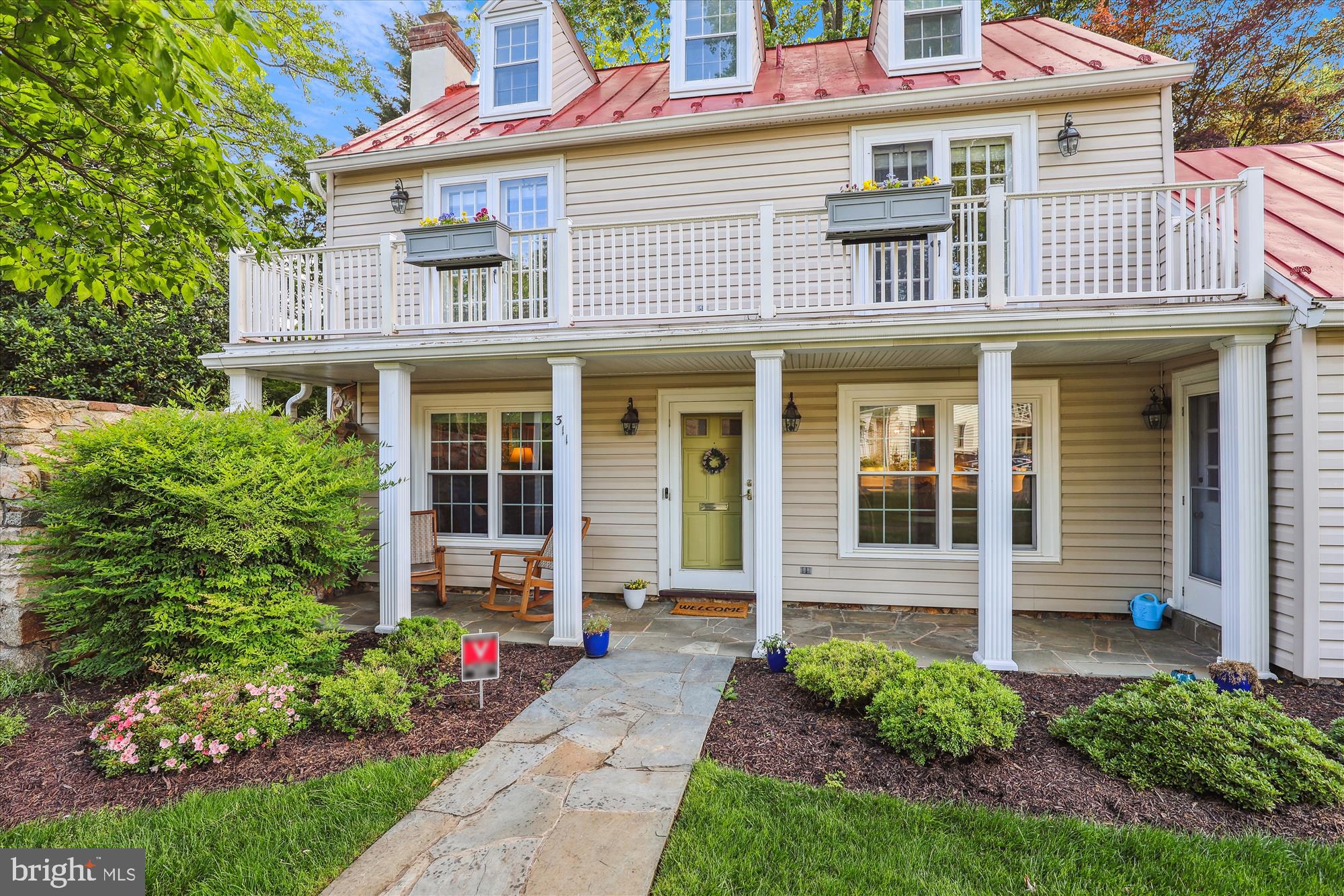 THE WRENS - Residential