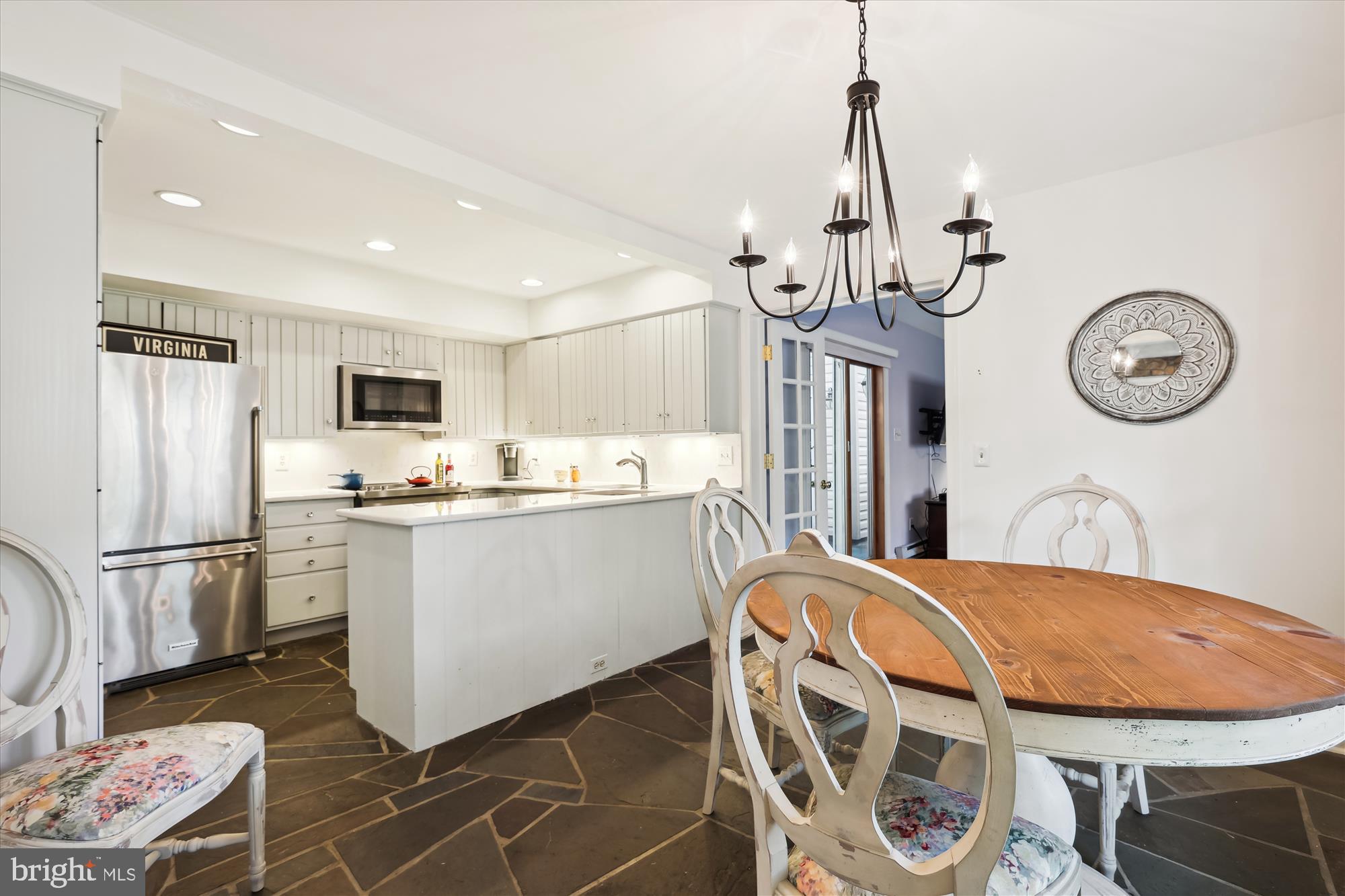 THE WRENS - Residential