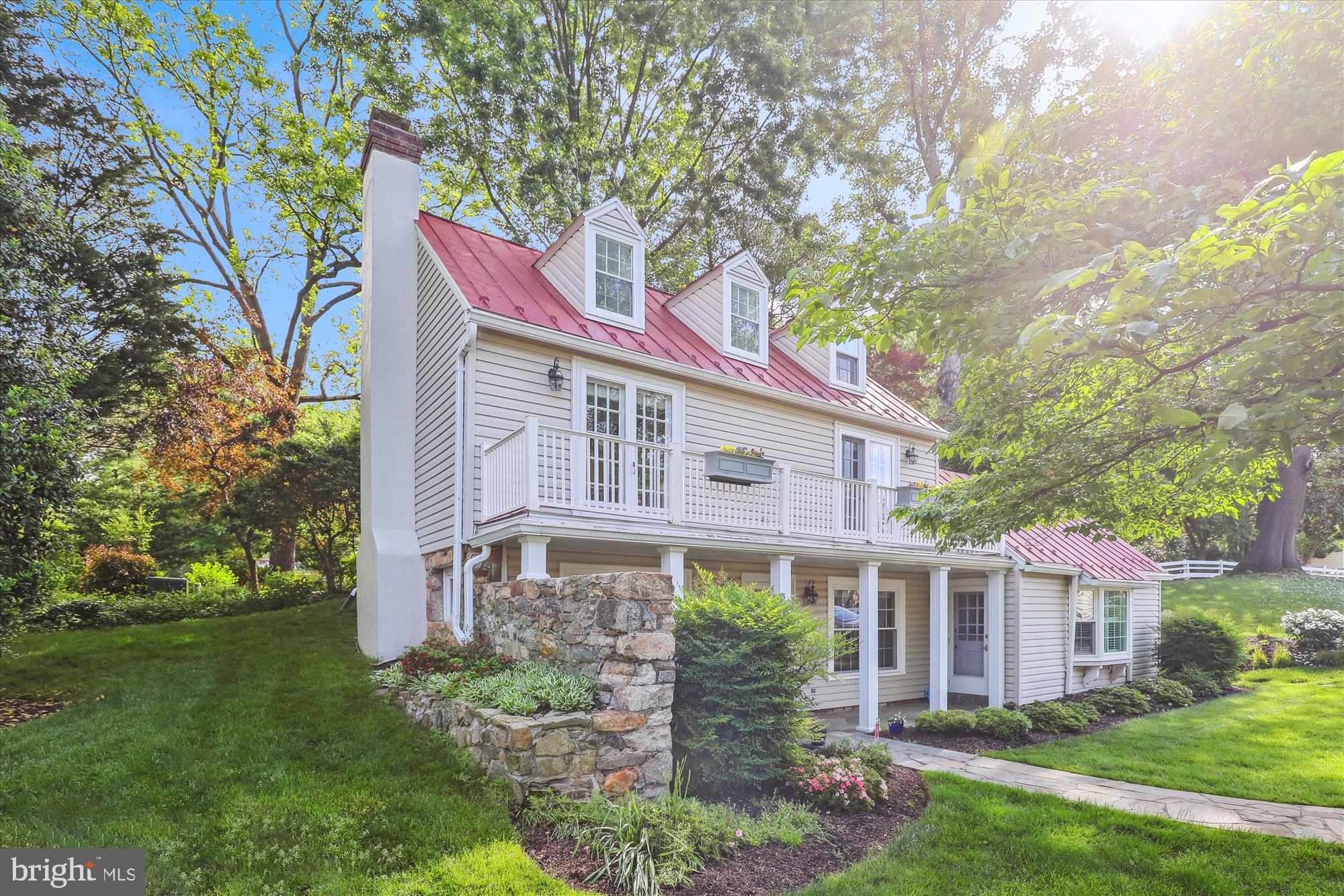 THE WRENS - Residential